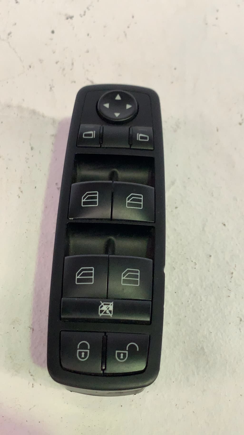 Mando elevalunas delantero izquierdo MERCEDES-BENZ CLASE B (W245)