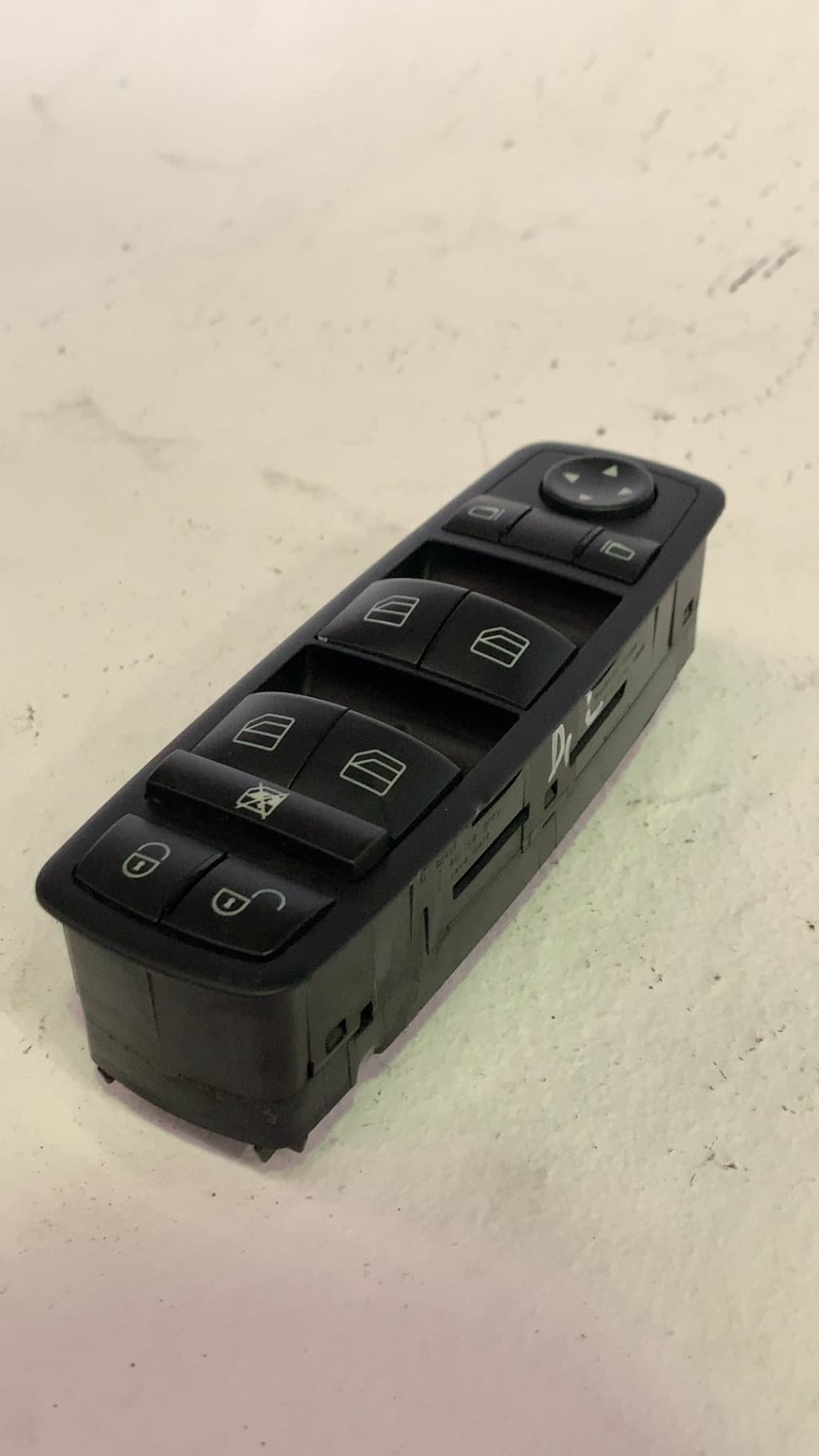 Mando elevalunas delantero izquierdo MERCEDES-BENZ CLASE B (W245) 4