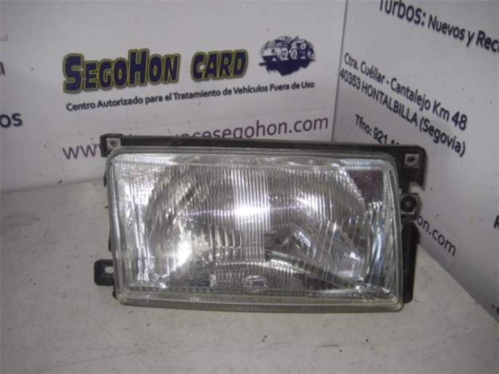 Faro derecho VOLKSWAGEN POLO (801/803)
