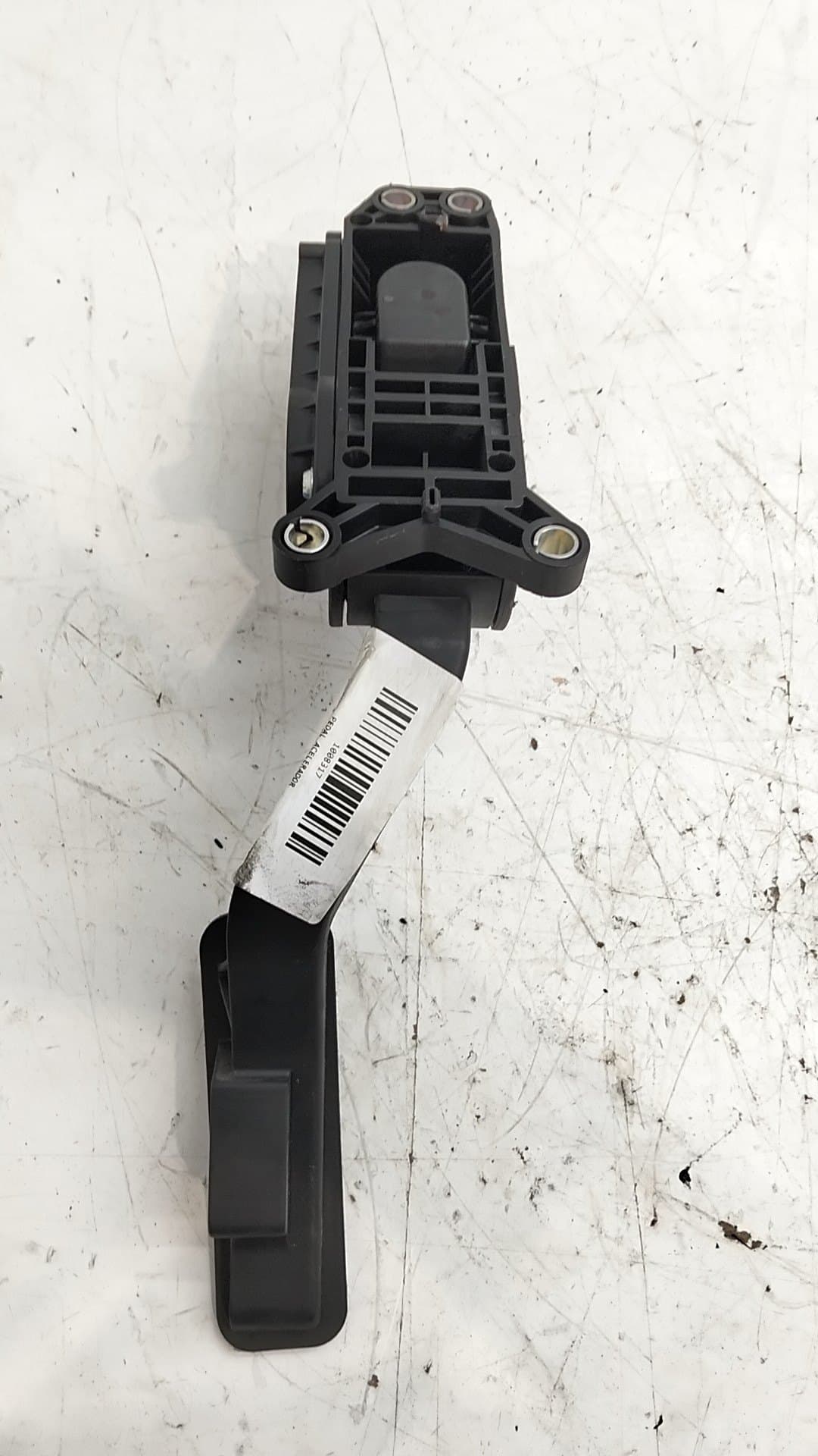 Pedal acelerador MAHINDRA XUV500 2