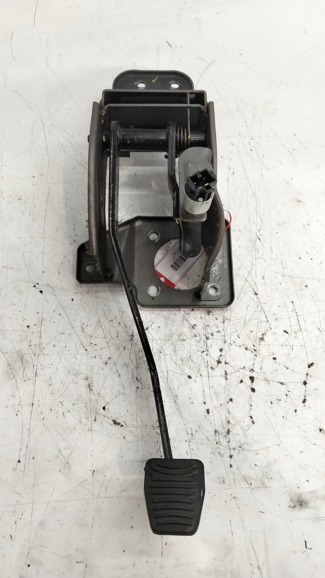 Pedal freno MAHINDRA XUV500