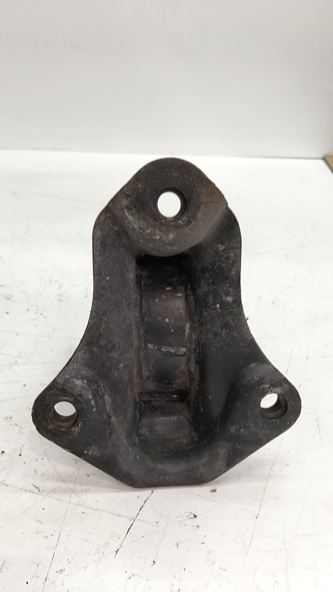 Soporte motor delantero MAHINDRA XUV500 3