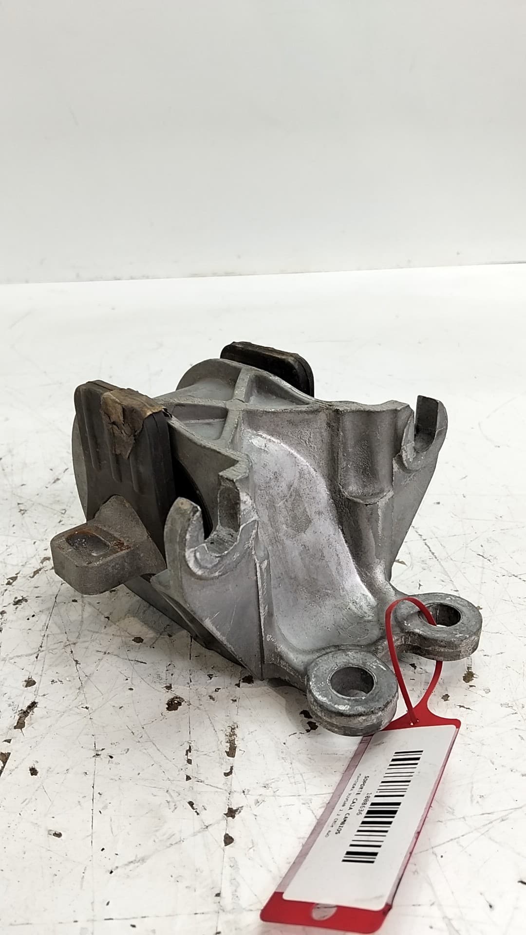 Recambio MAHINDRA XUV500 ref. 0203BAW00041N 4
