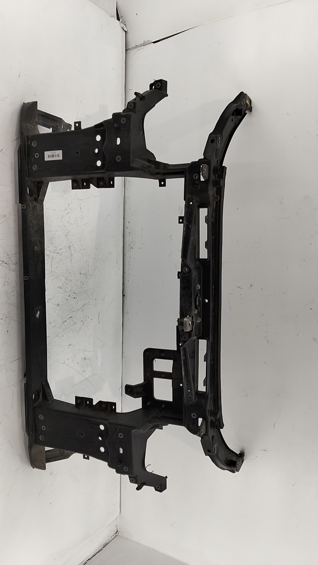 Soporte radiadores MAHINDRA XUV500 5