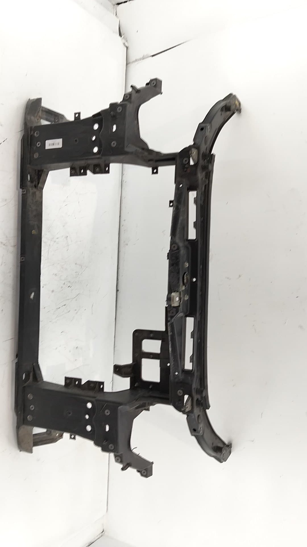 Soporte radiadores MAHINDRA XUV500 2