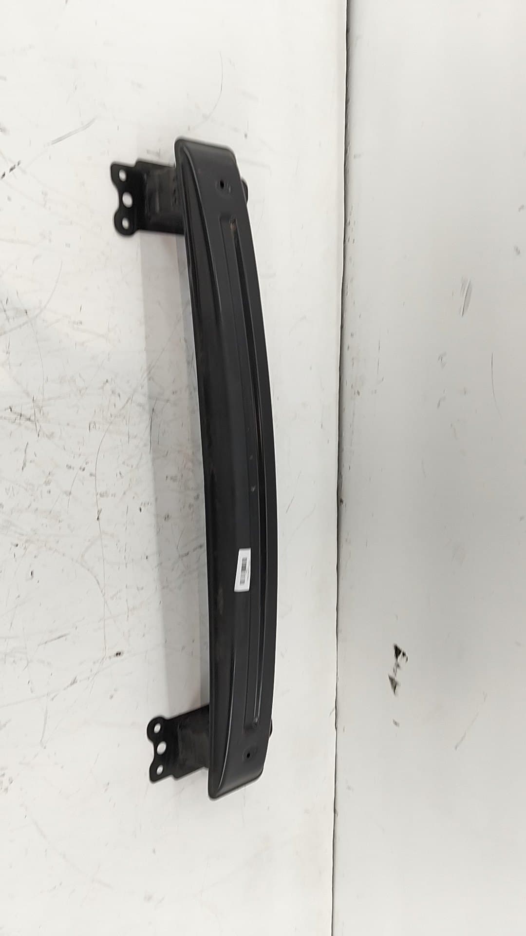 Refuerzo paragolpes delantero MAHINDRA XUV500 3