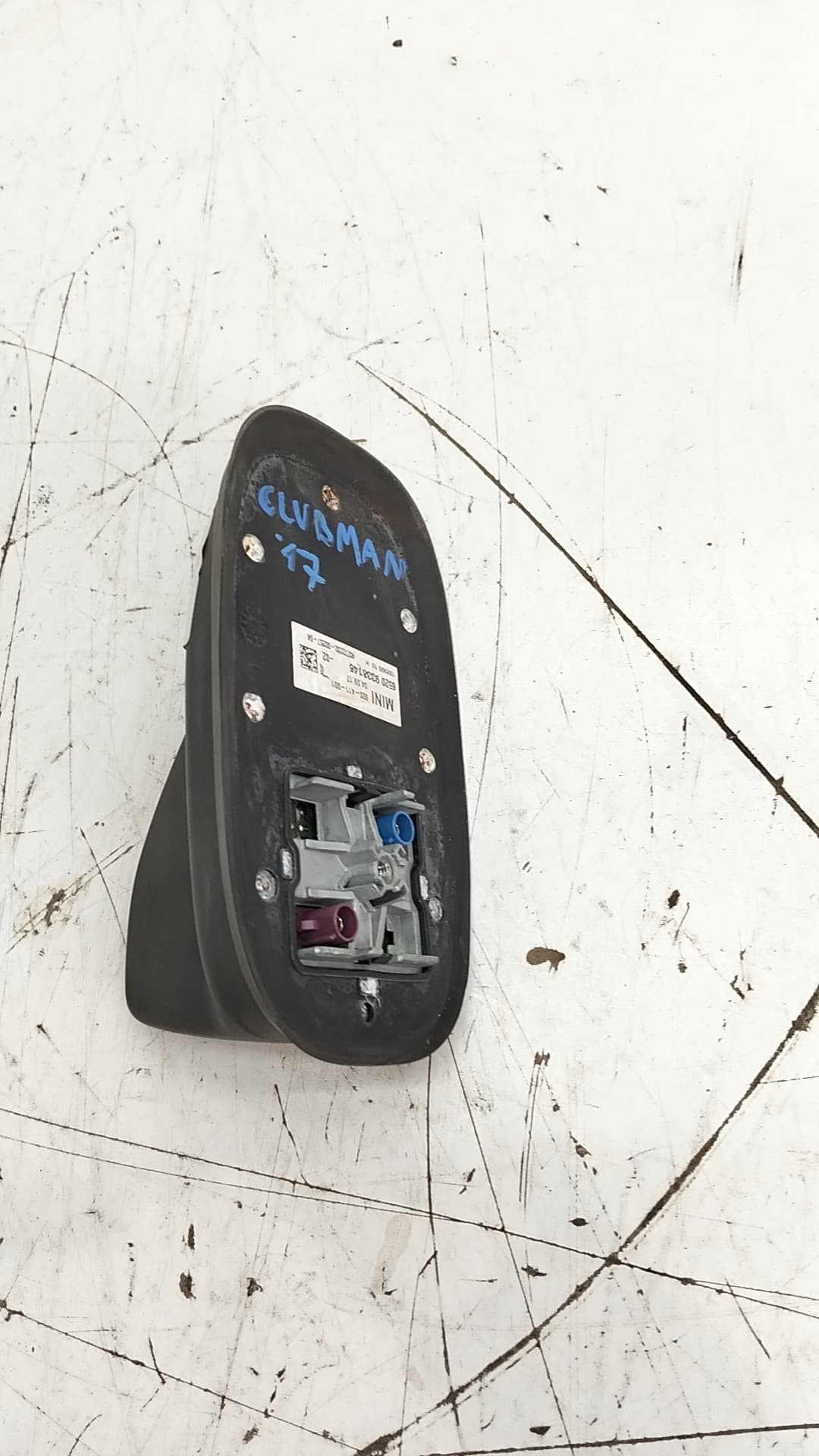 Antena MAHINDRA XUV500 2