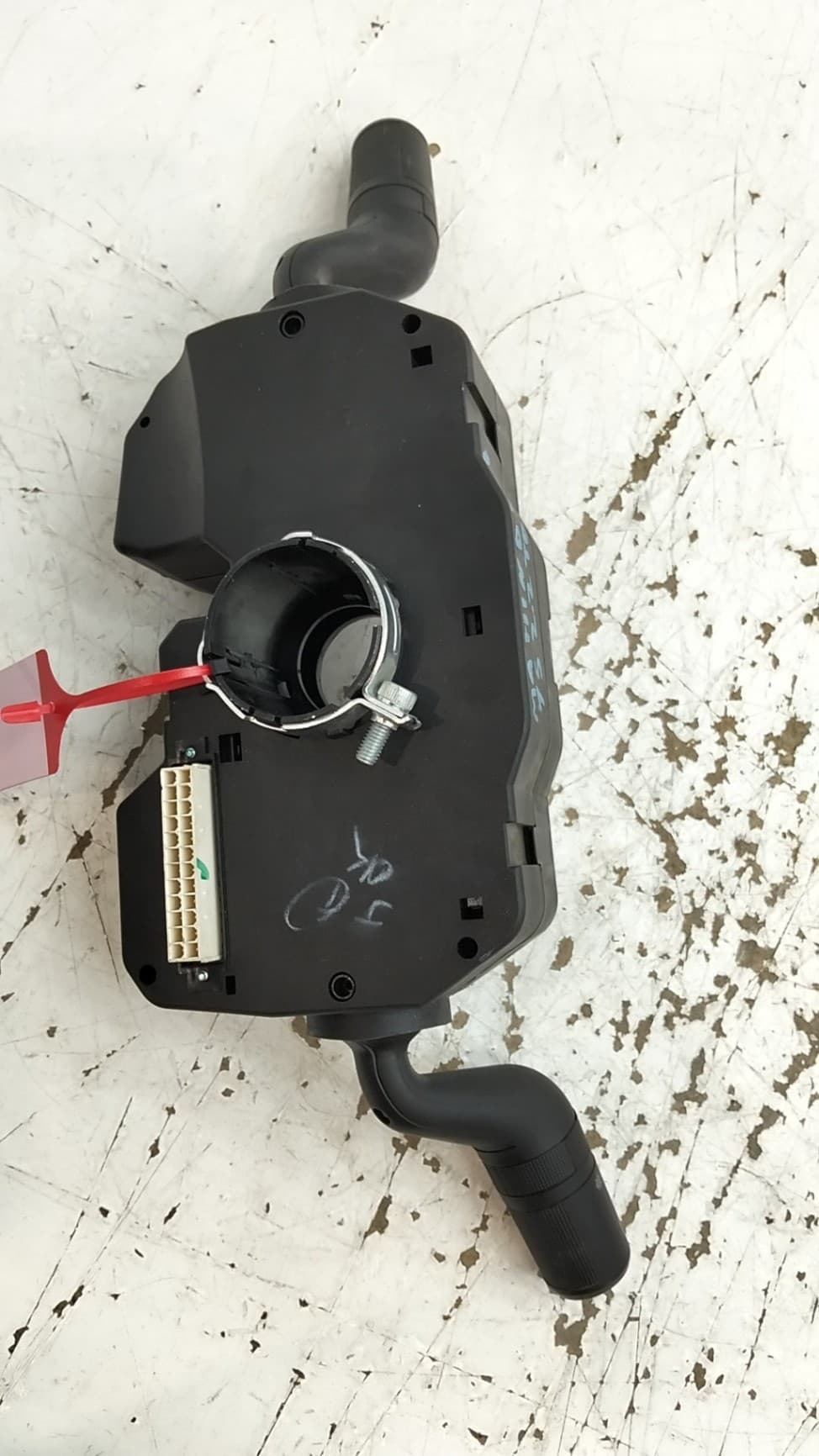 Mando multifuncion MAHINDRA XUV500 3