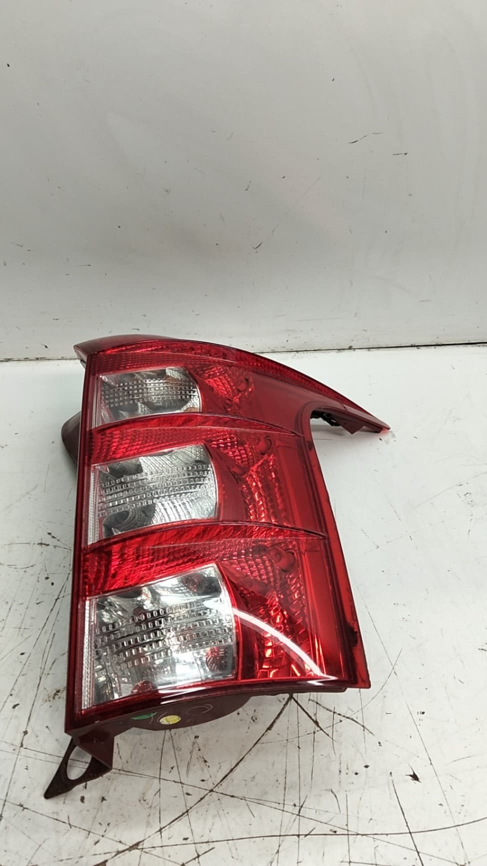 Piloto trasero derecho MAHINDRA XUV500