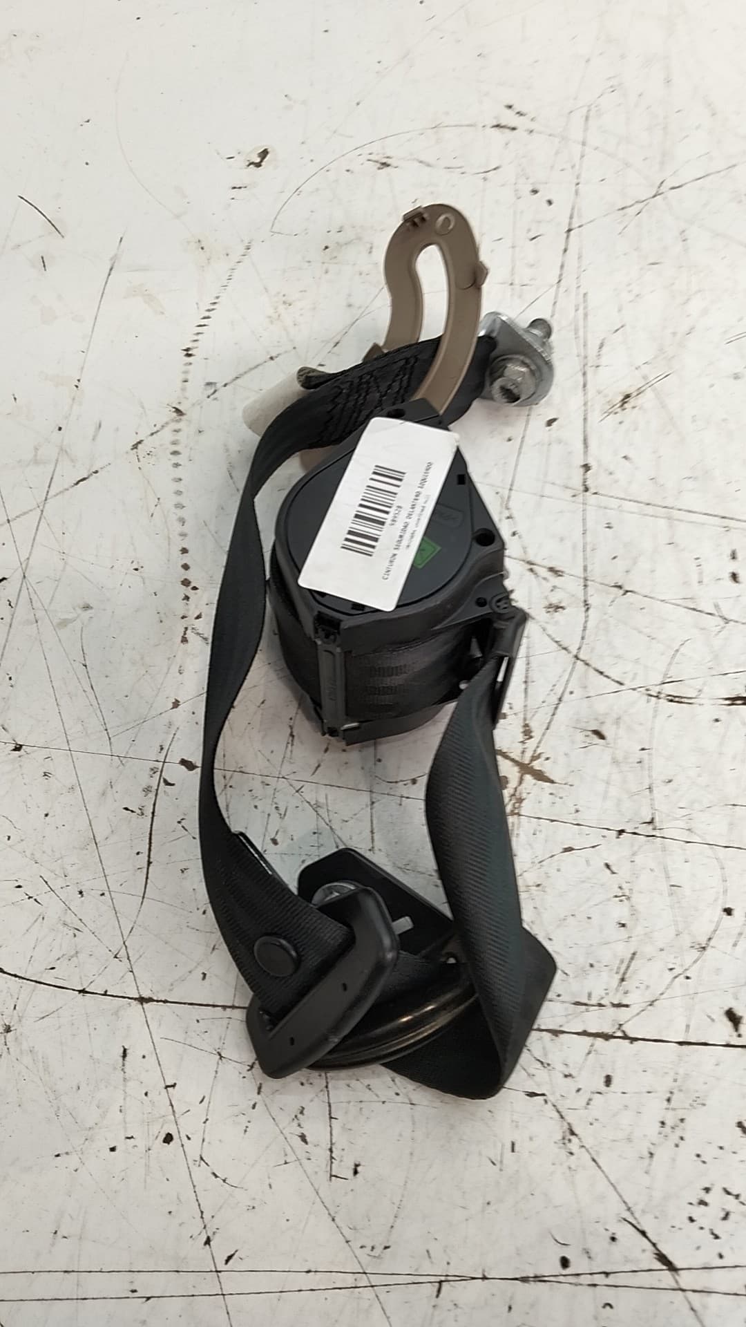 Cinturon seguridad delantero izquierdo MAHINDRA XUV500