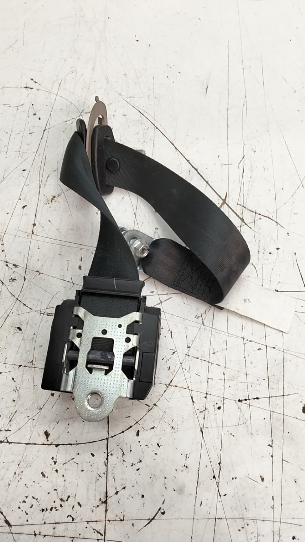 Cinturon seguridad trasero izquierdo MAHINDRA XUV500 2