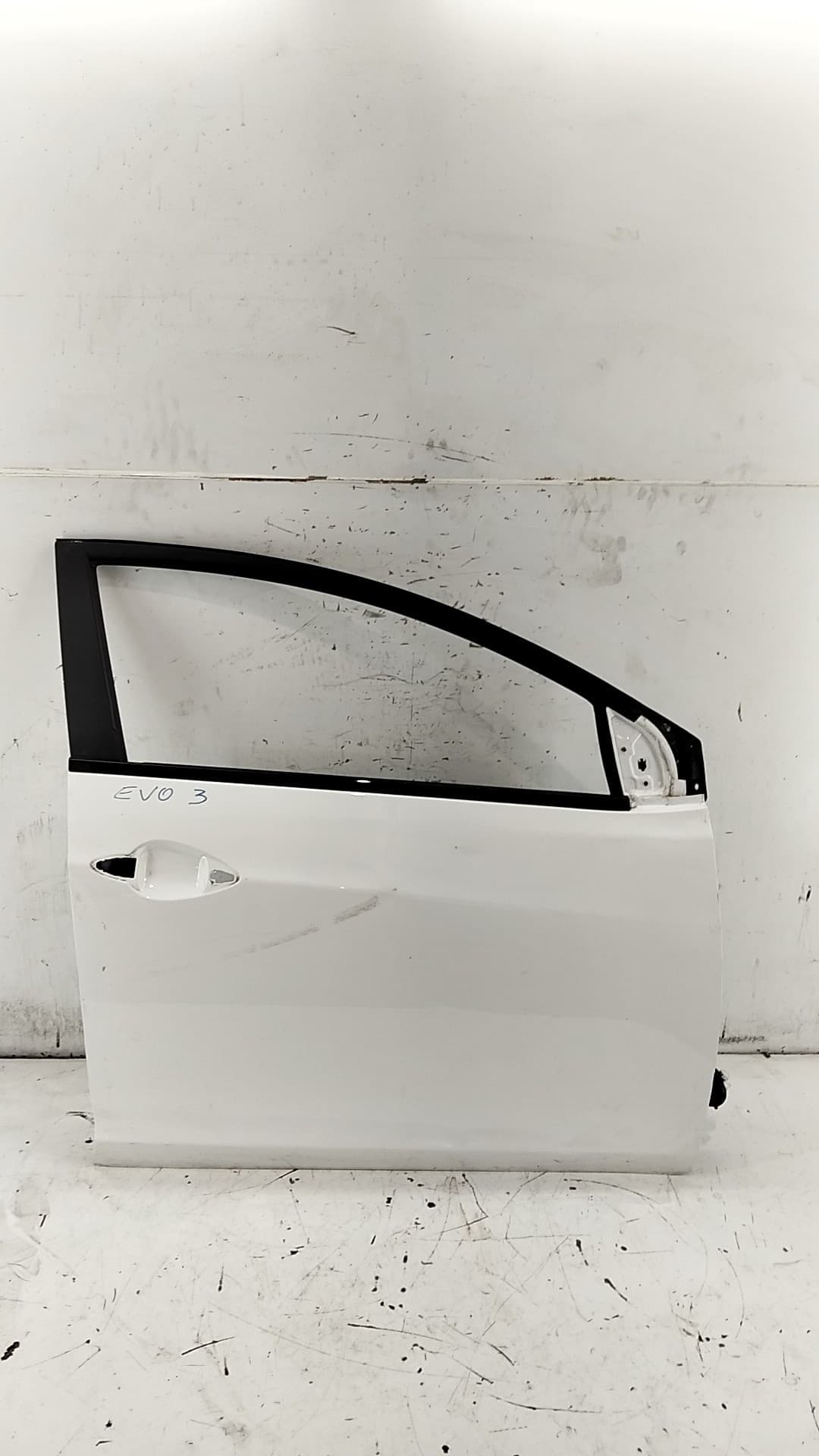 Puerta delantera derecha EVO 3