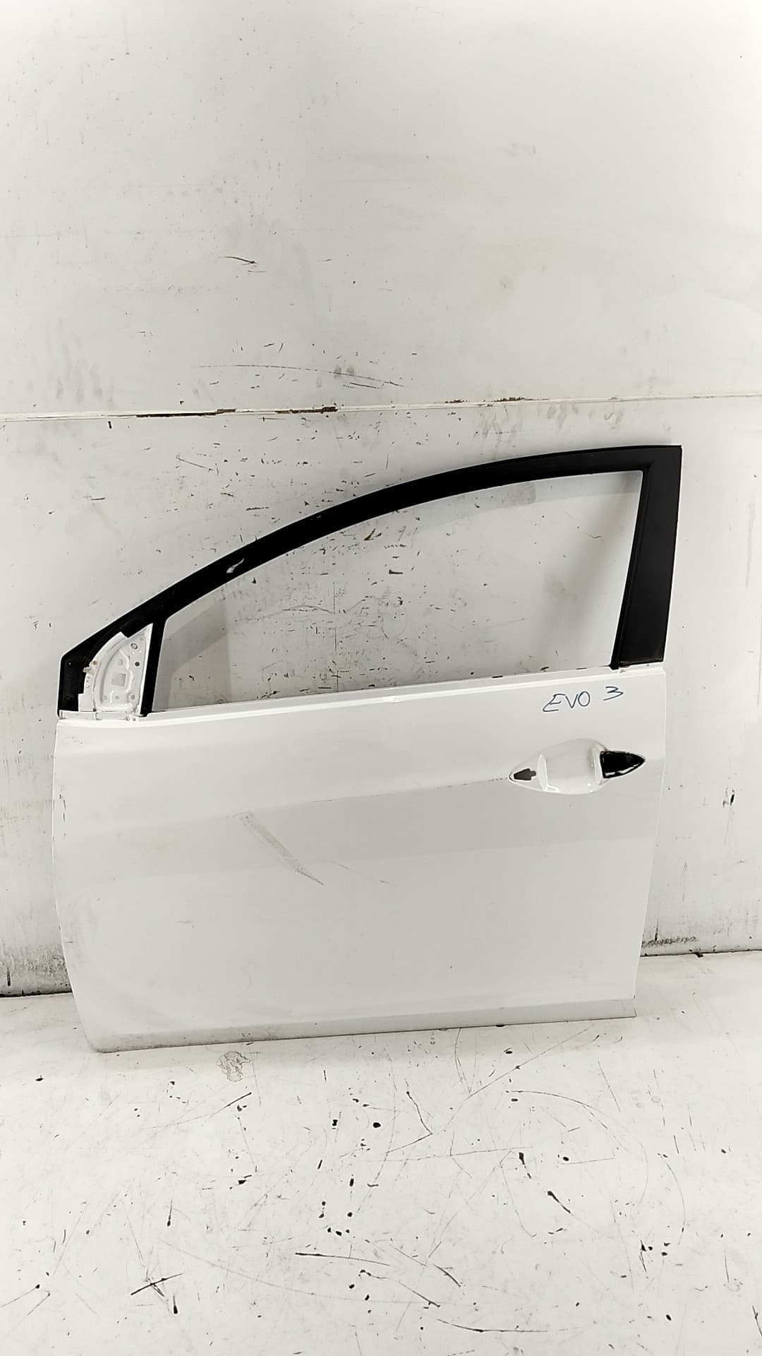 Puerta delantera izquierda EVO 3