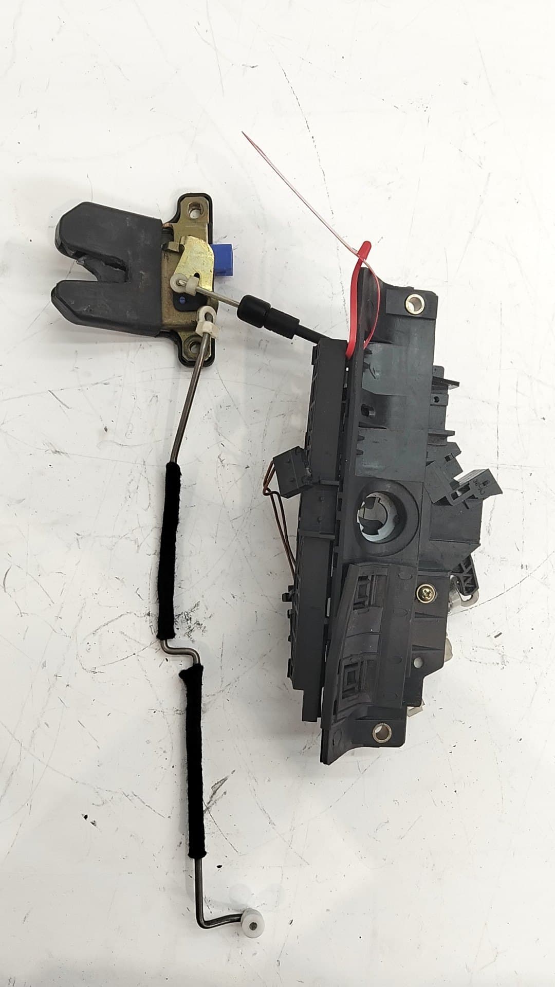 Cerradura capot DR 6.0 5