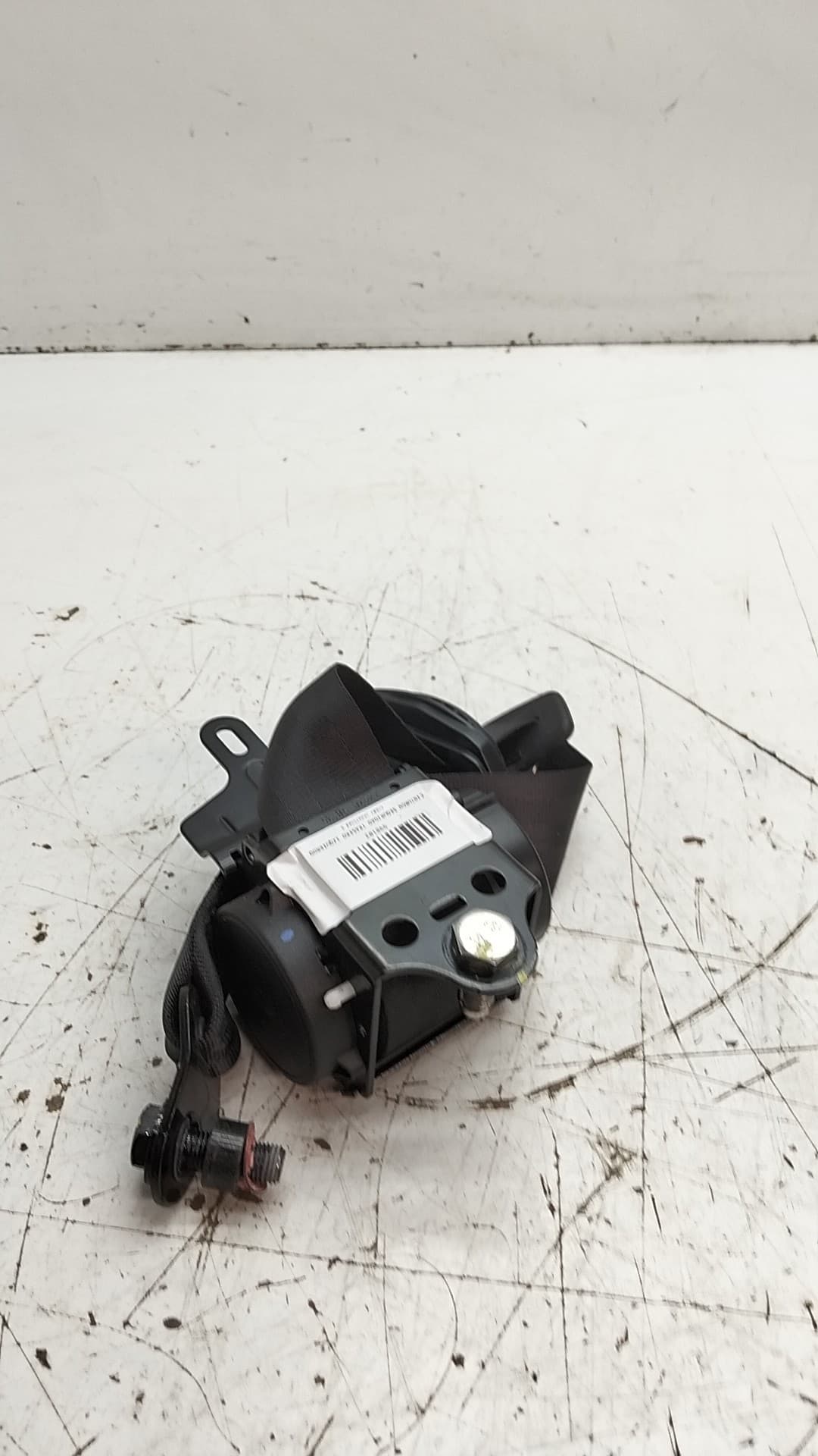Cinturon seguridad trasero izquierdo DR 6.0 3