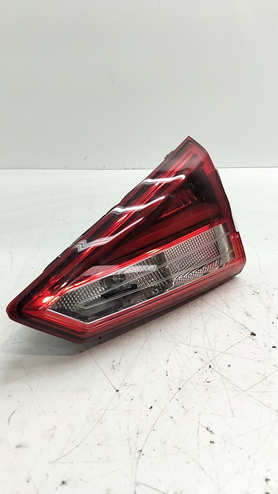 Recambio SEAT ARONA ref. 6F9945308D
