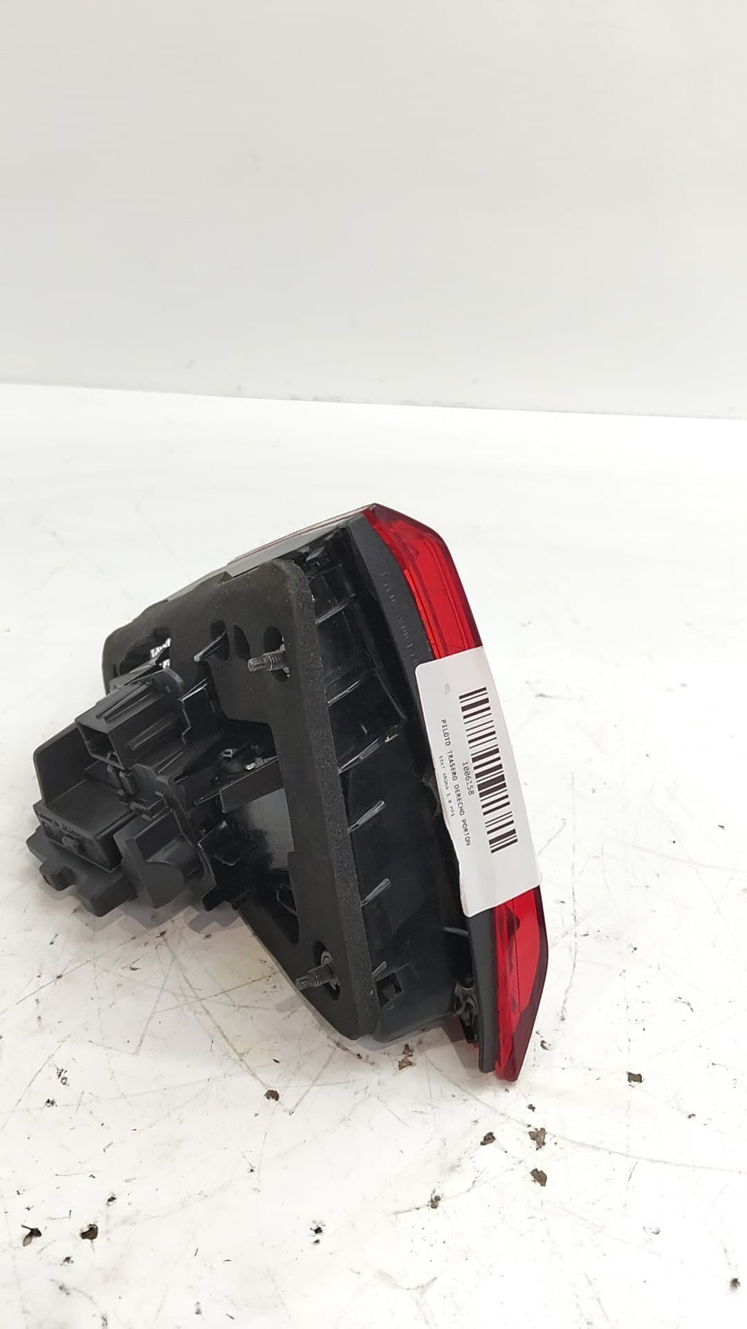 Recambio SEAT ARONA ref. 6F9945308D 4