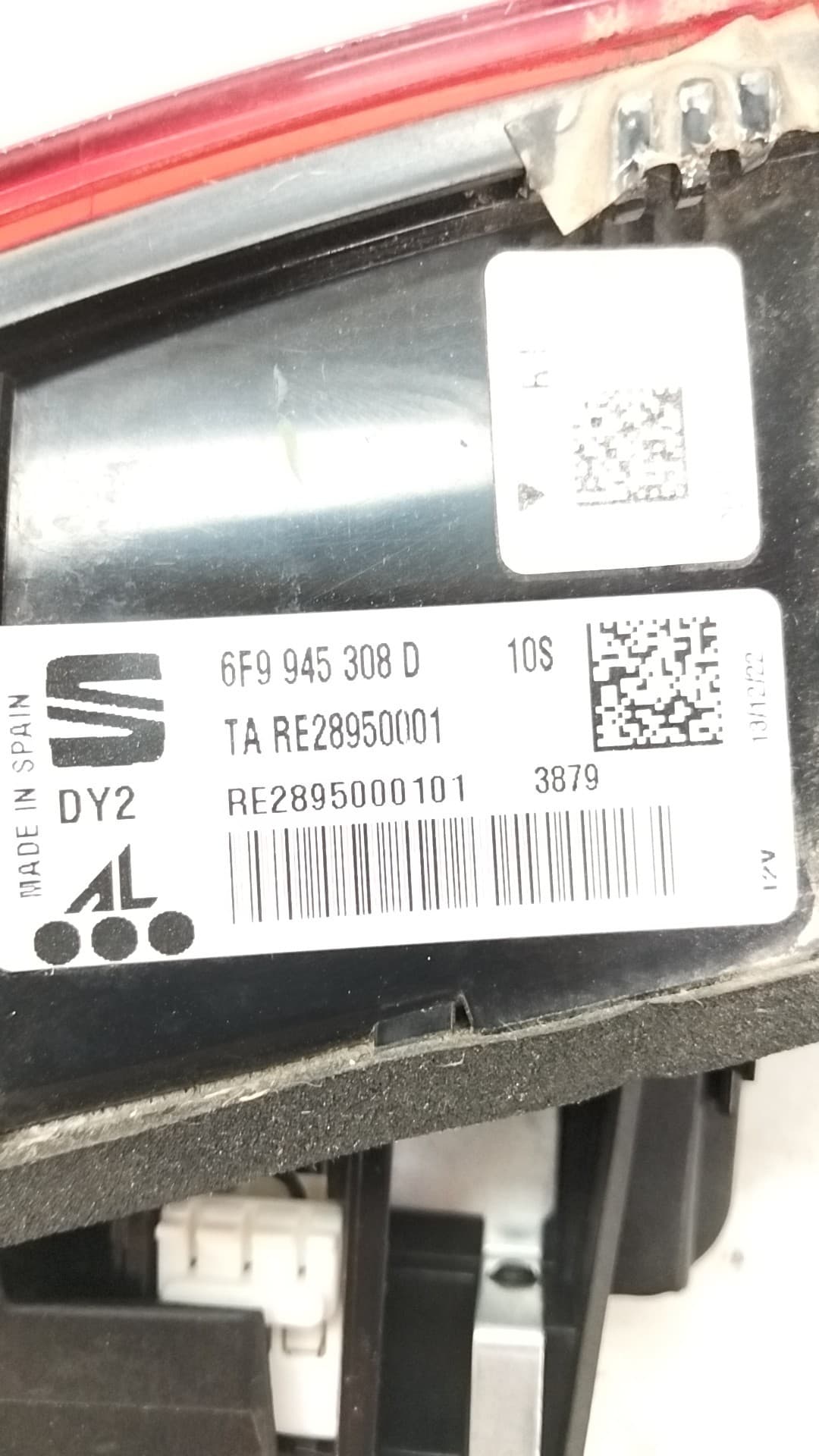 Recambio SEAT ARONA ref. 6F9945308D 2