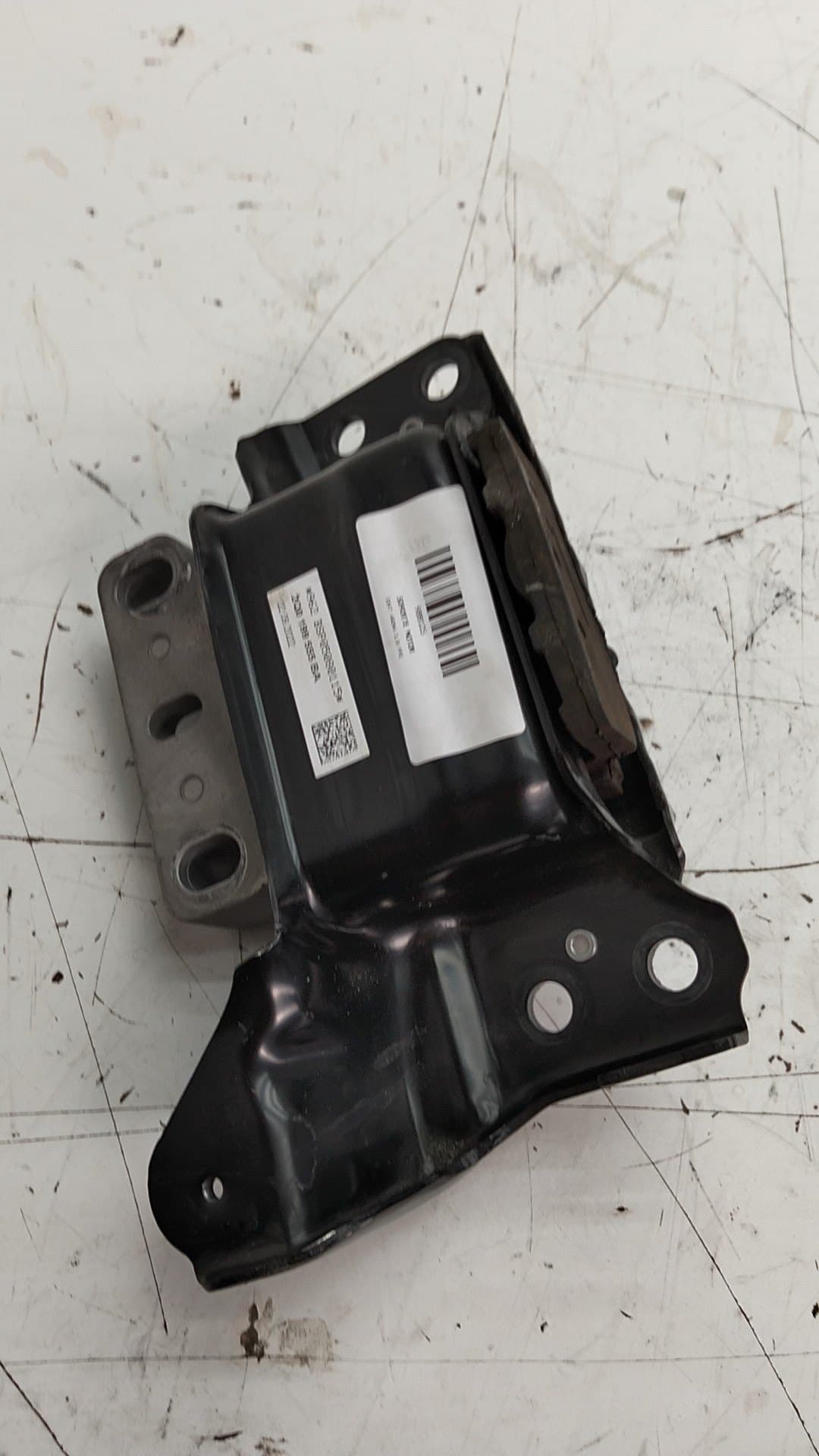 Soporte motor SEAT ARONA 2