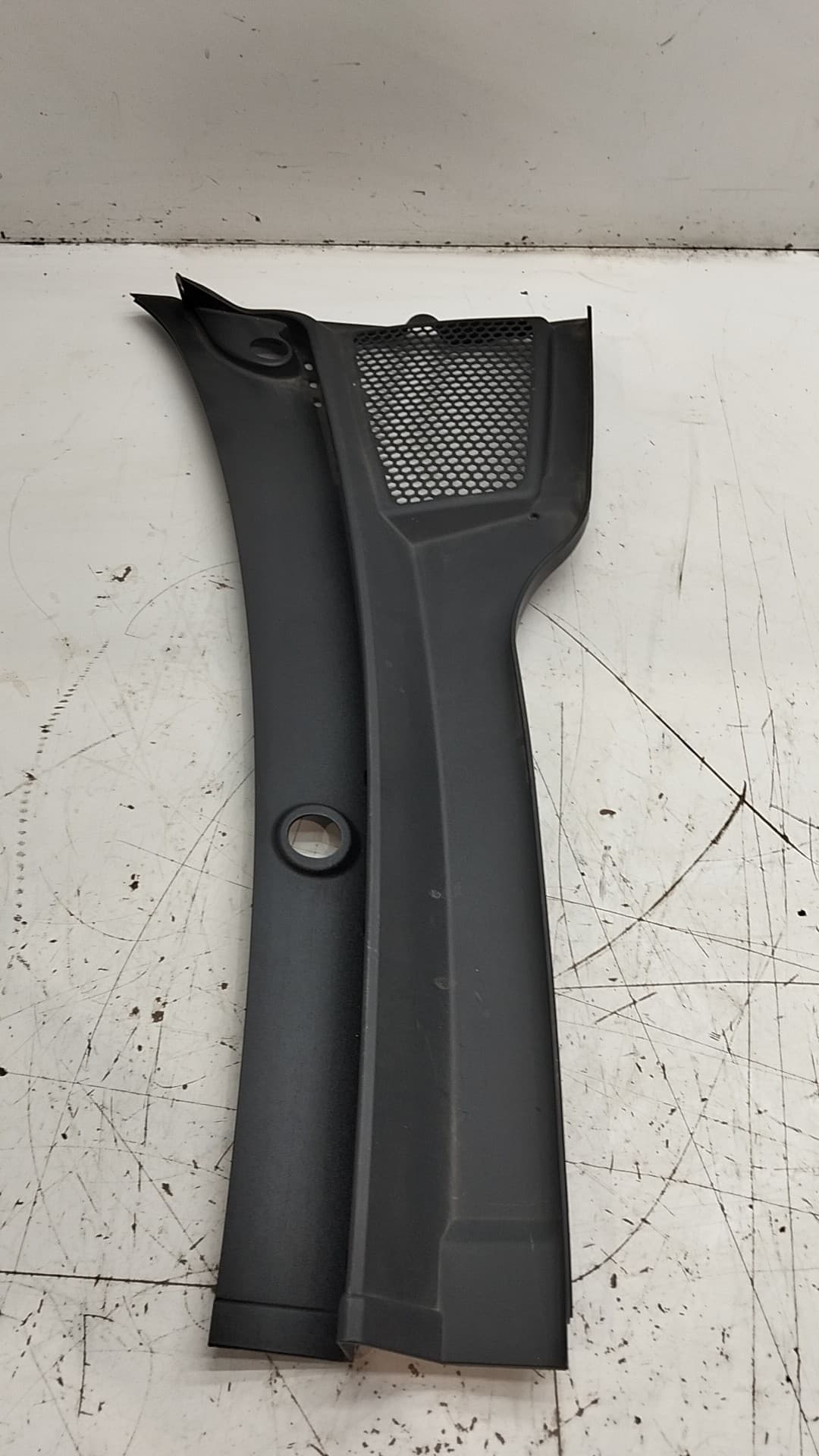 Recambio SEAT ARONA ref. 6F2819404 2