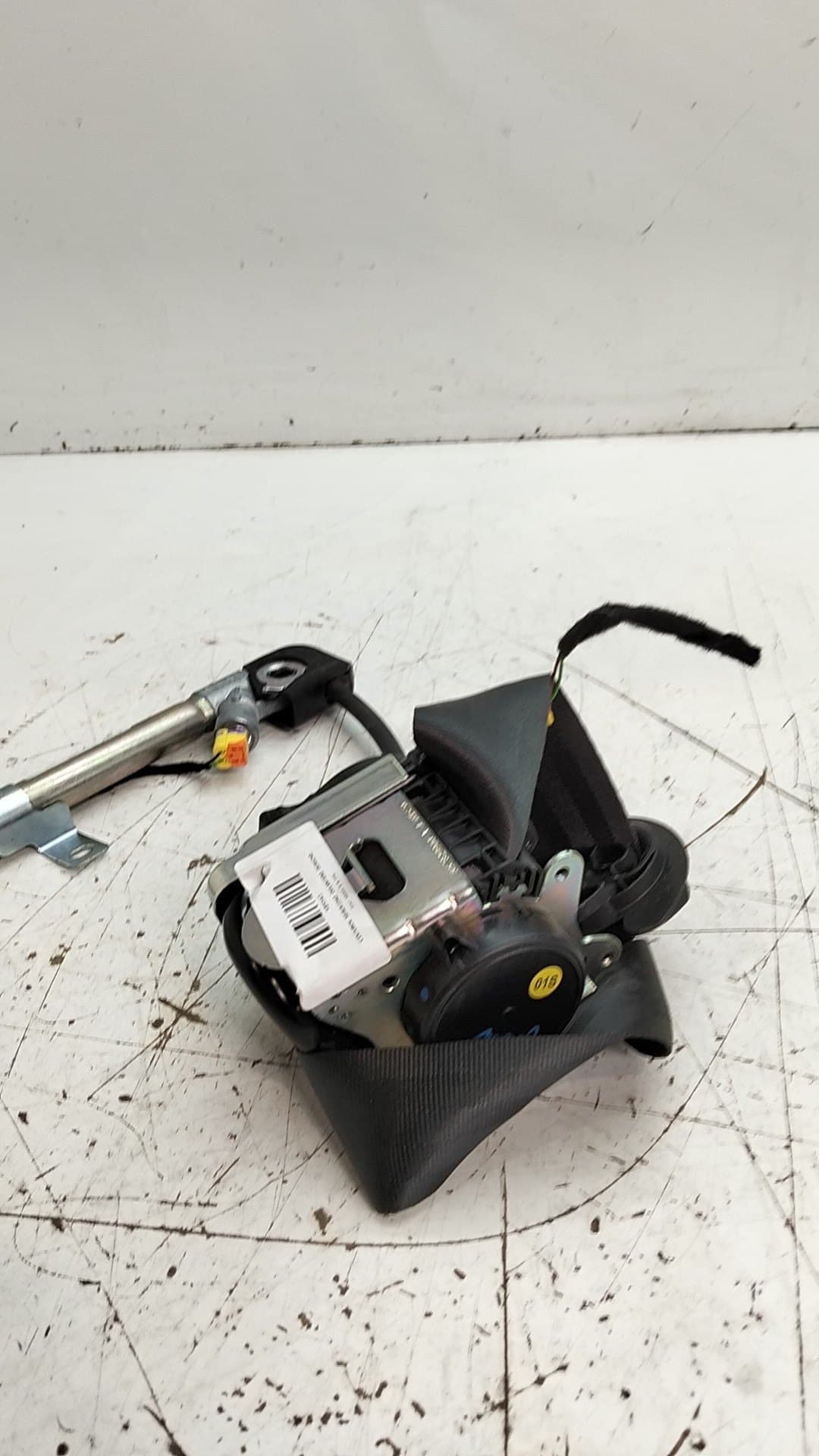 Cinturon seguridad delantero derecho SEAT ARONA 2