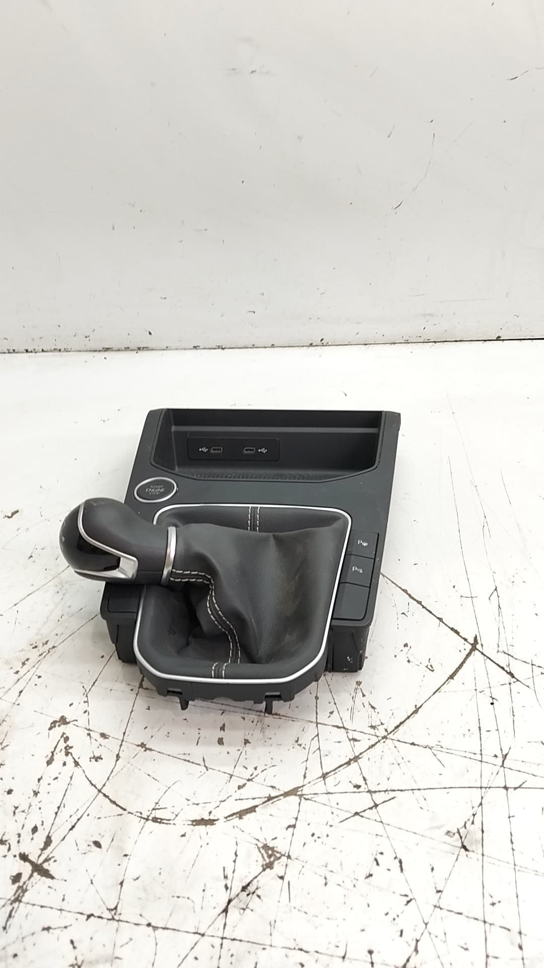 Guarnecidos palanca cambio SEAT ARONA 3