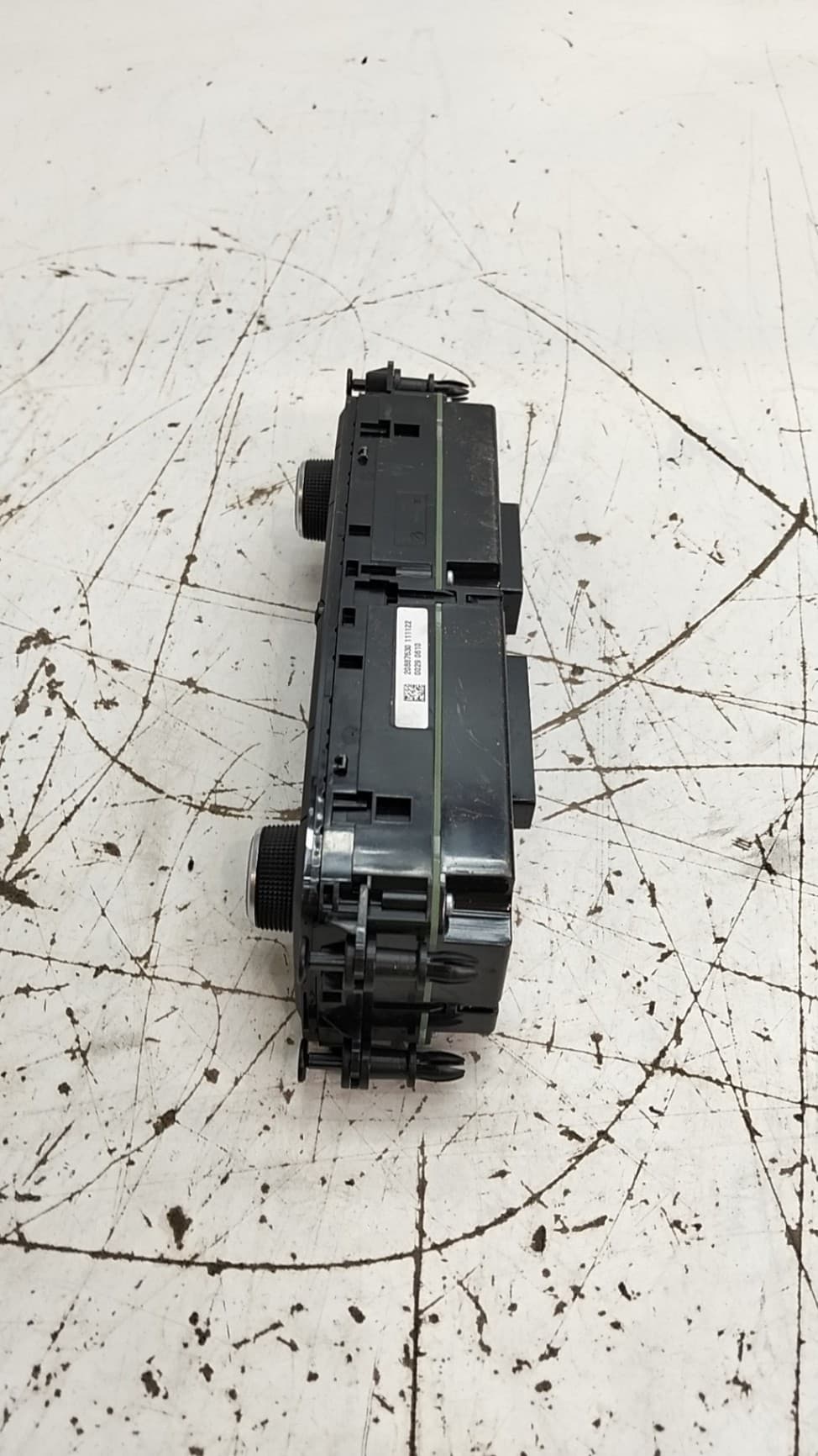 Recambio SEAT ARONA ref. 6F0907044H 3