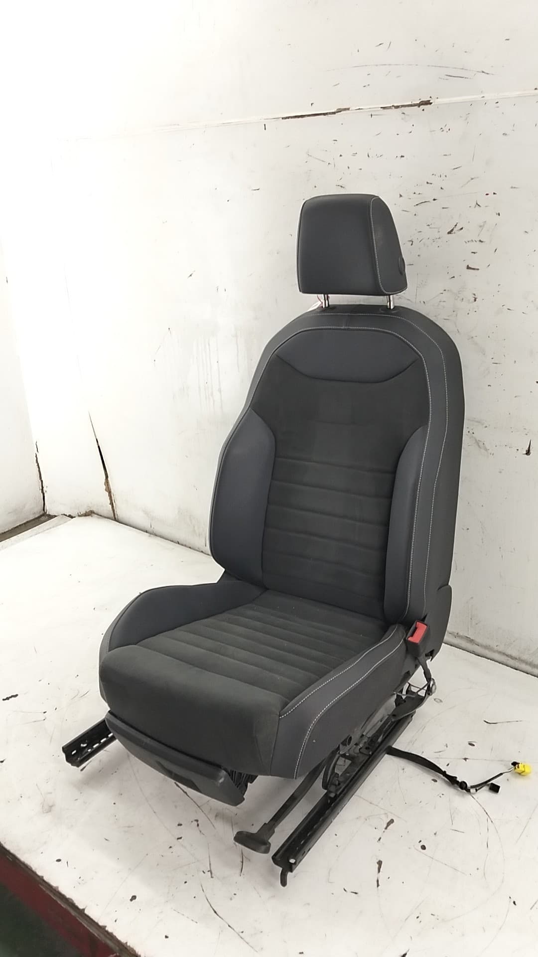 Asiento delantero derecho SEAT ARONA