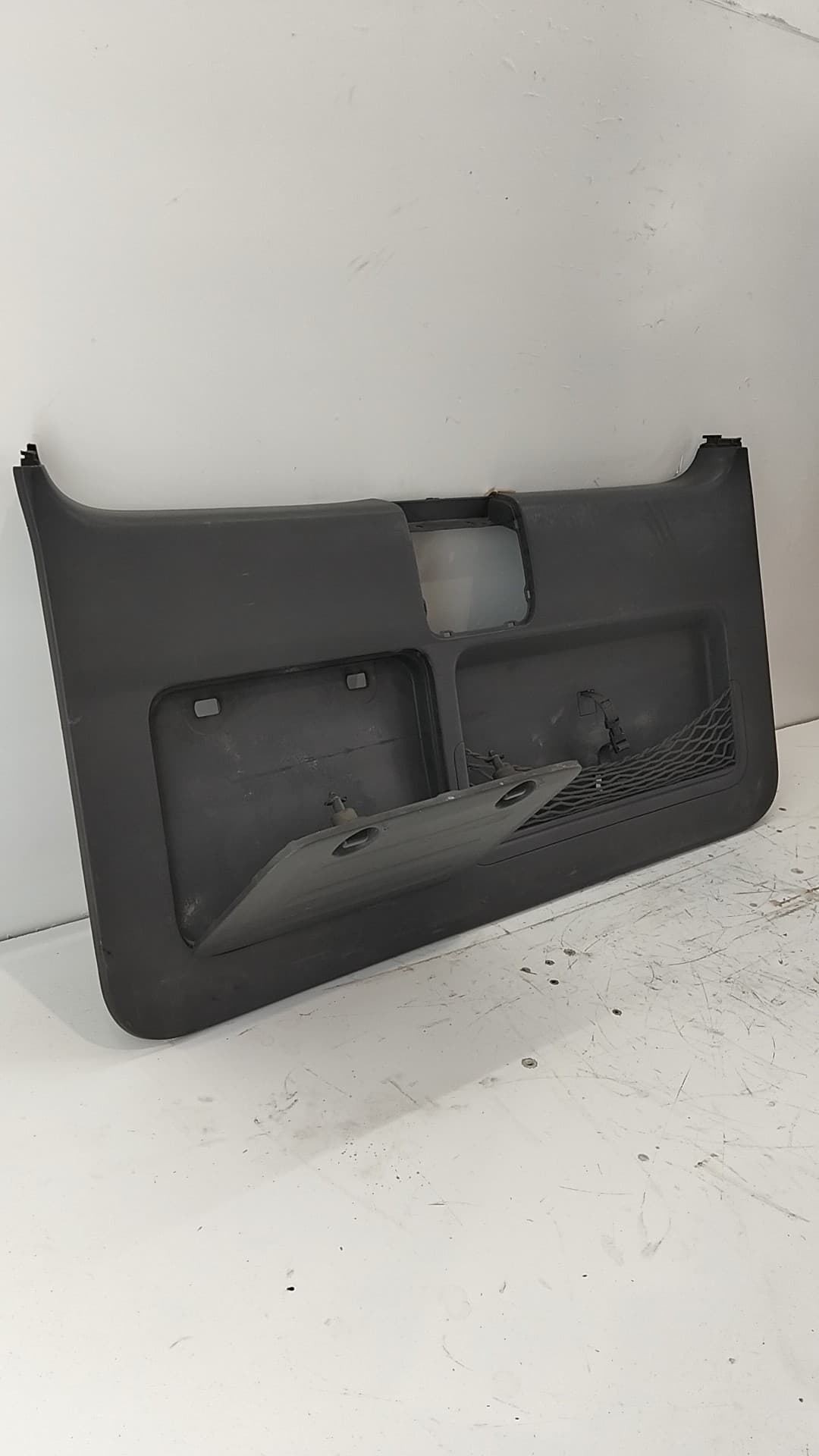 Guarnecido porton trasero TOYOTA LAND CRUISER (J10) 2