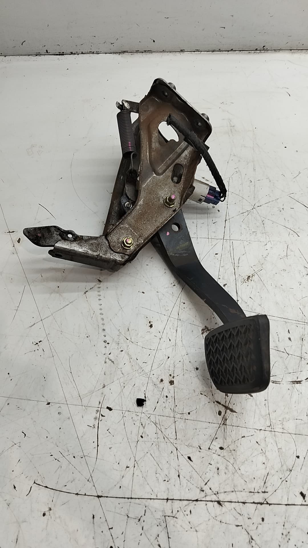 Pedal freno TOYOTA LAND CRUISER (J10) 3