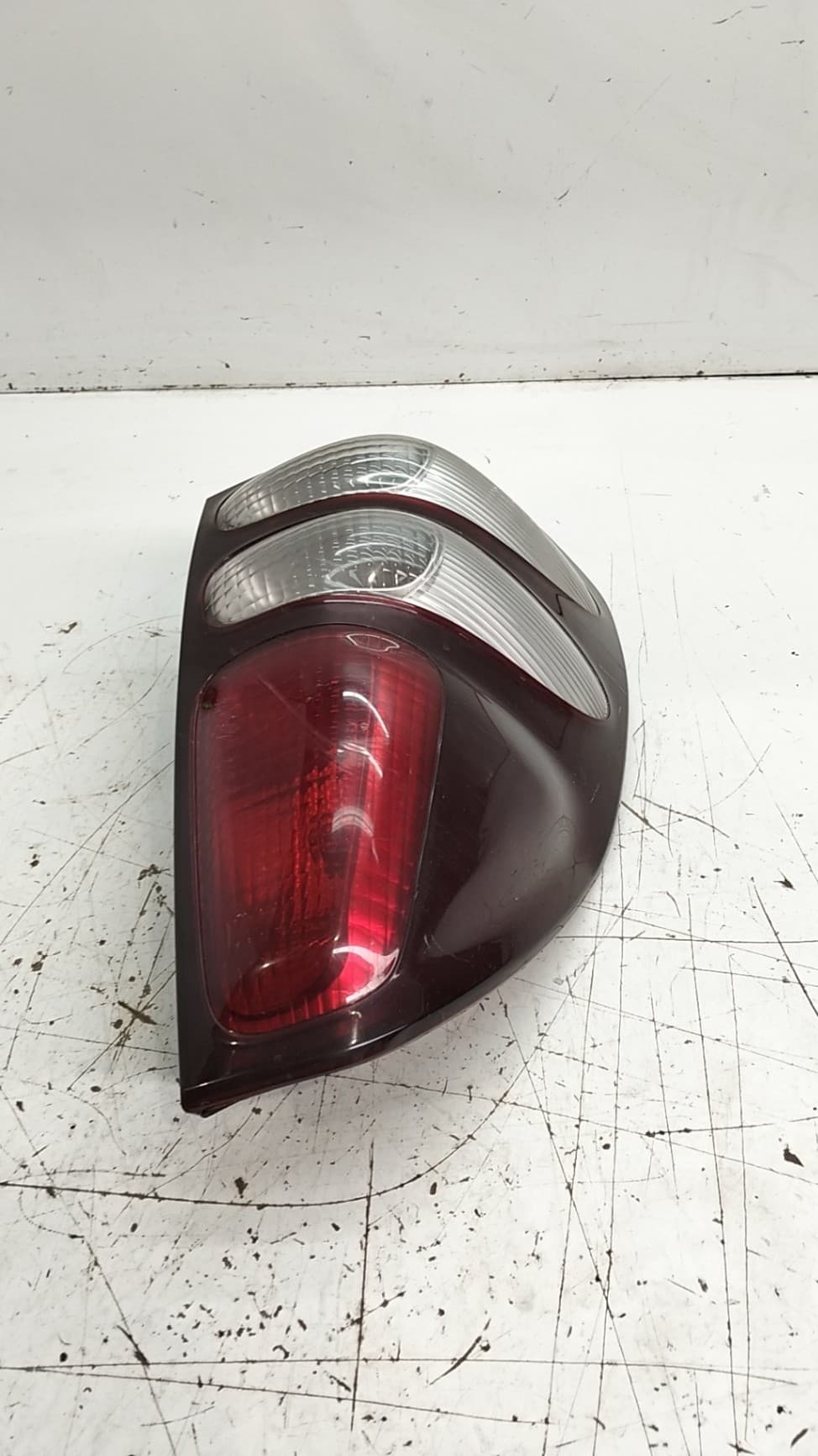 Piloto trasero izquierdo TOYOTA LAND CRUISER (J10) 2