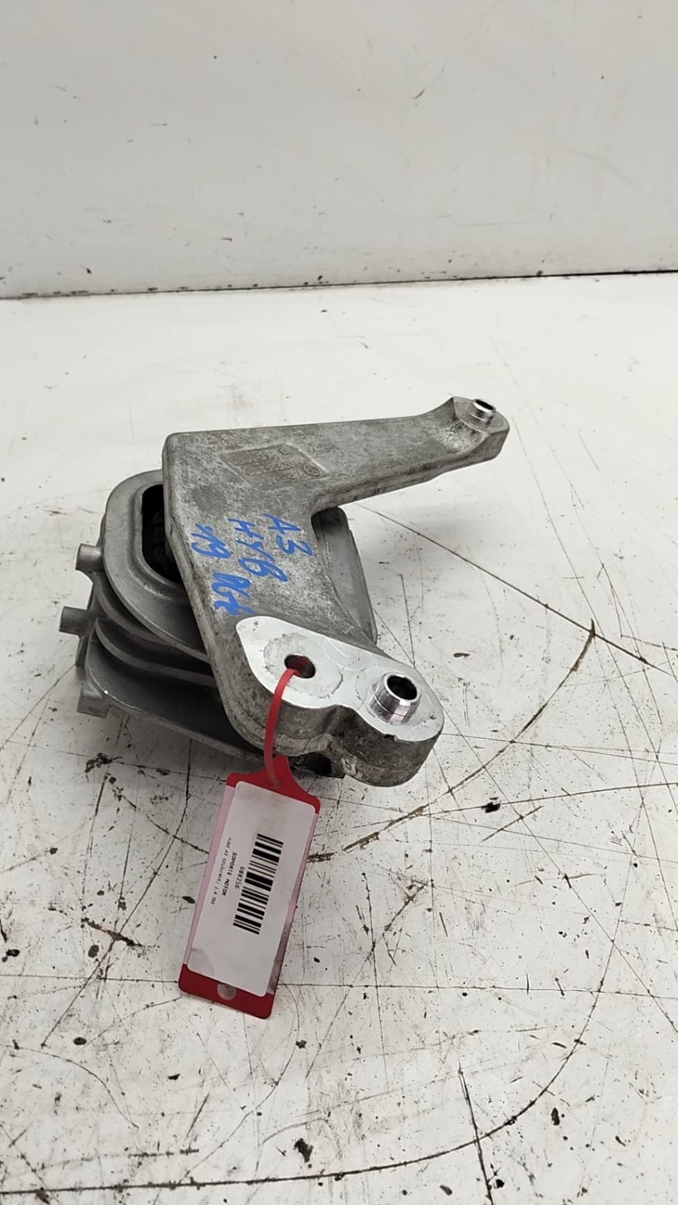 Soporte motor AUDI A3 SEDÁN(8VS)