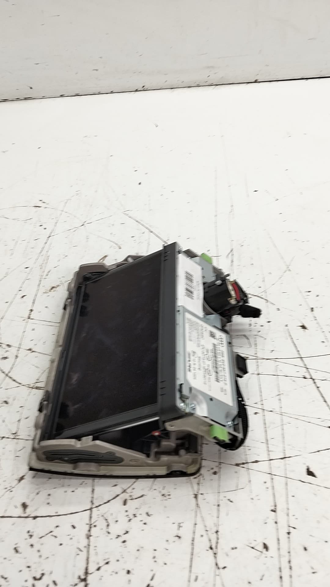 Pantalla multifuncion AUDI A3 SEDÁN(8VS)