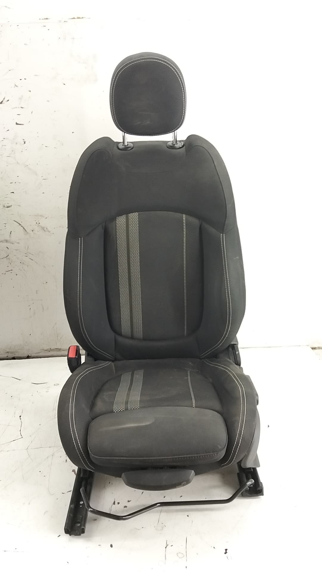 Asiento delantero izquierdo MINI 5-TRG