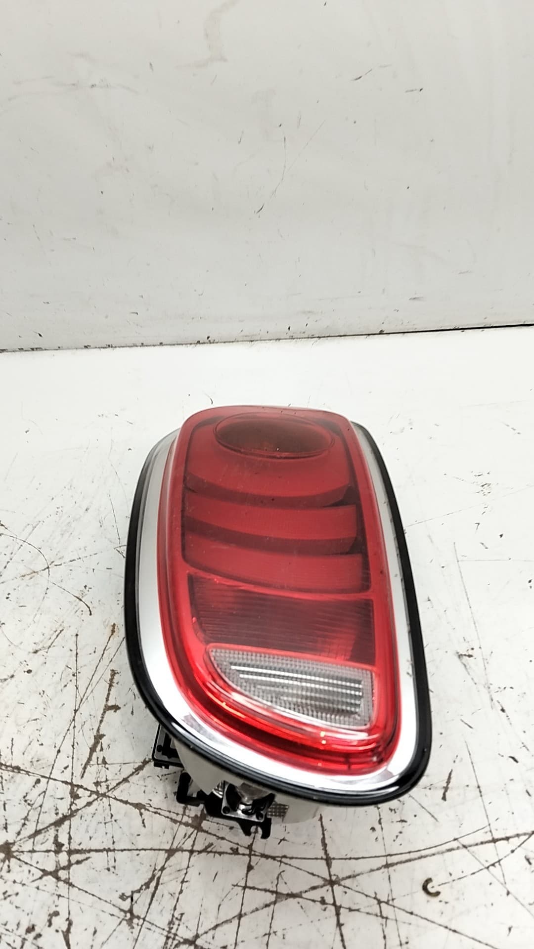 Piloto trasero derecho MINI 5-TRG 3