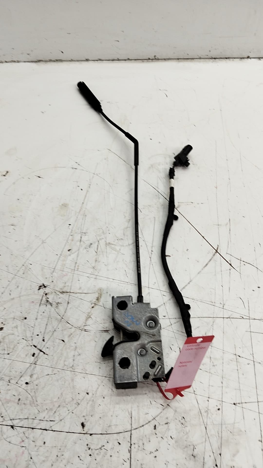 Cerradura capot CUPRA BORN (K11) 2