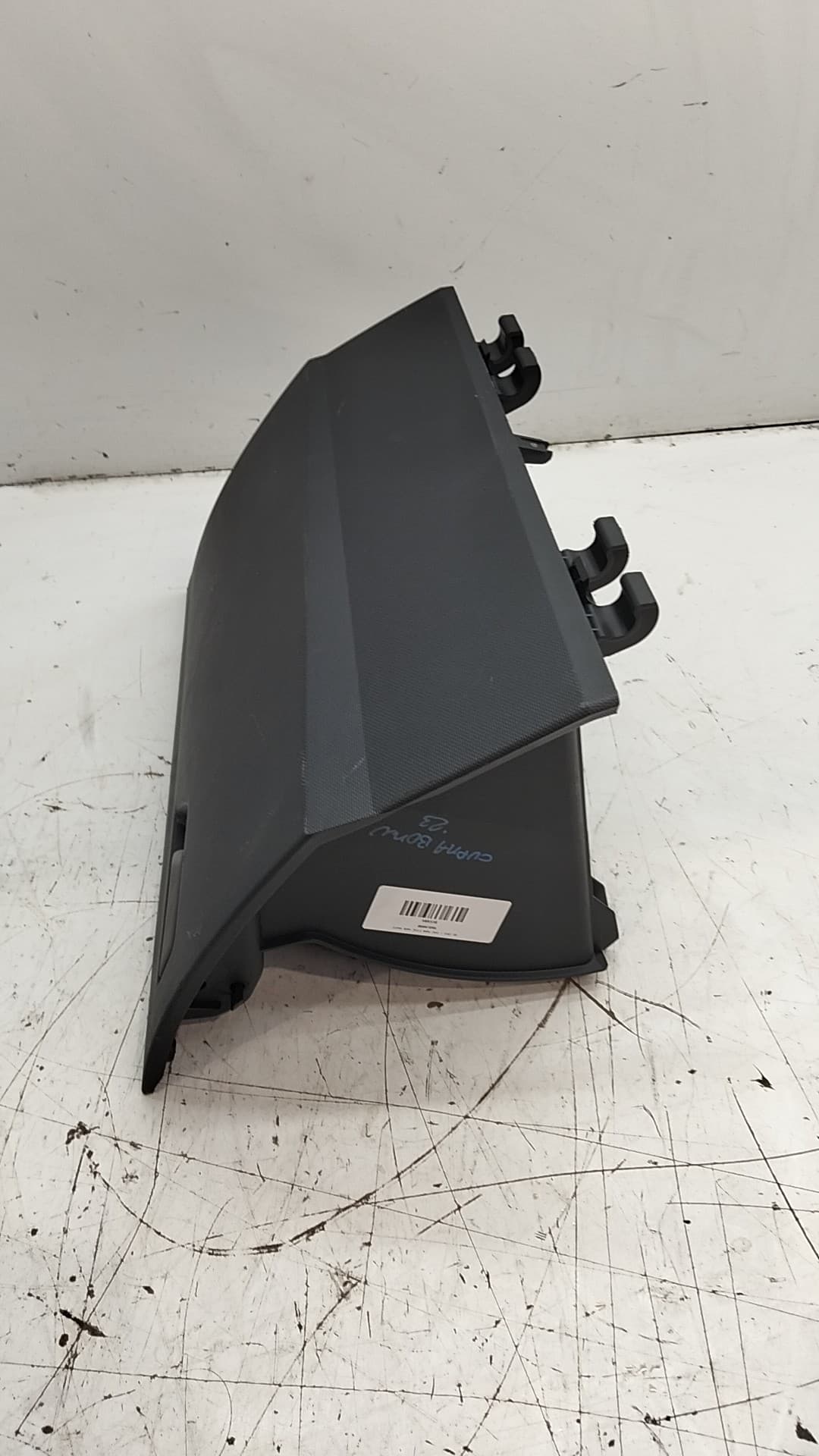 Guantera CUPRA BORN (K11)