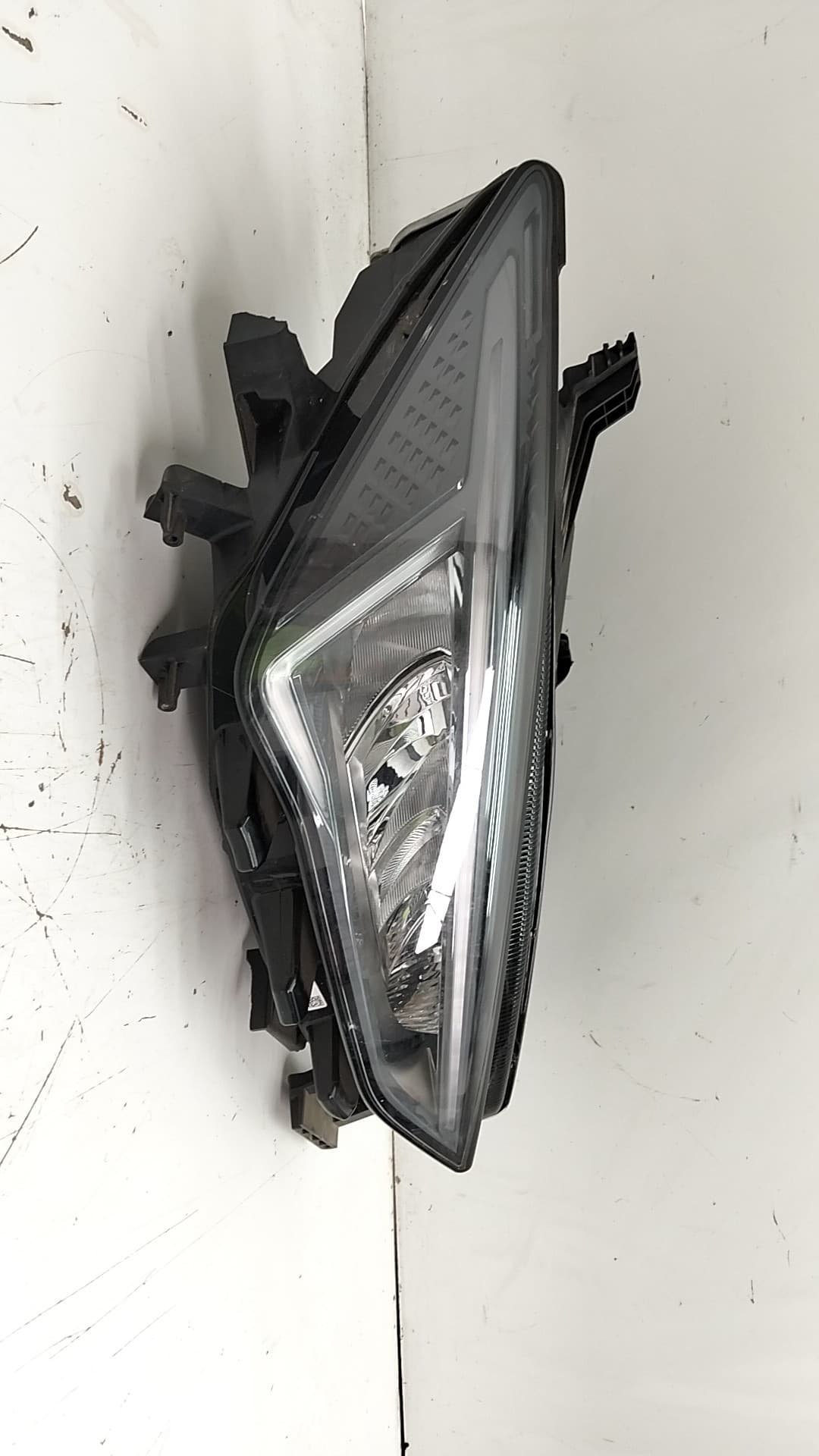 Faro derecho CUPRA BORN (K11) 5