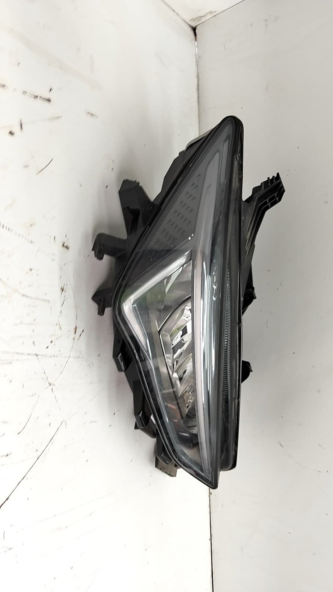 Faro derecho CUPRA BORN (K11) 4