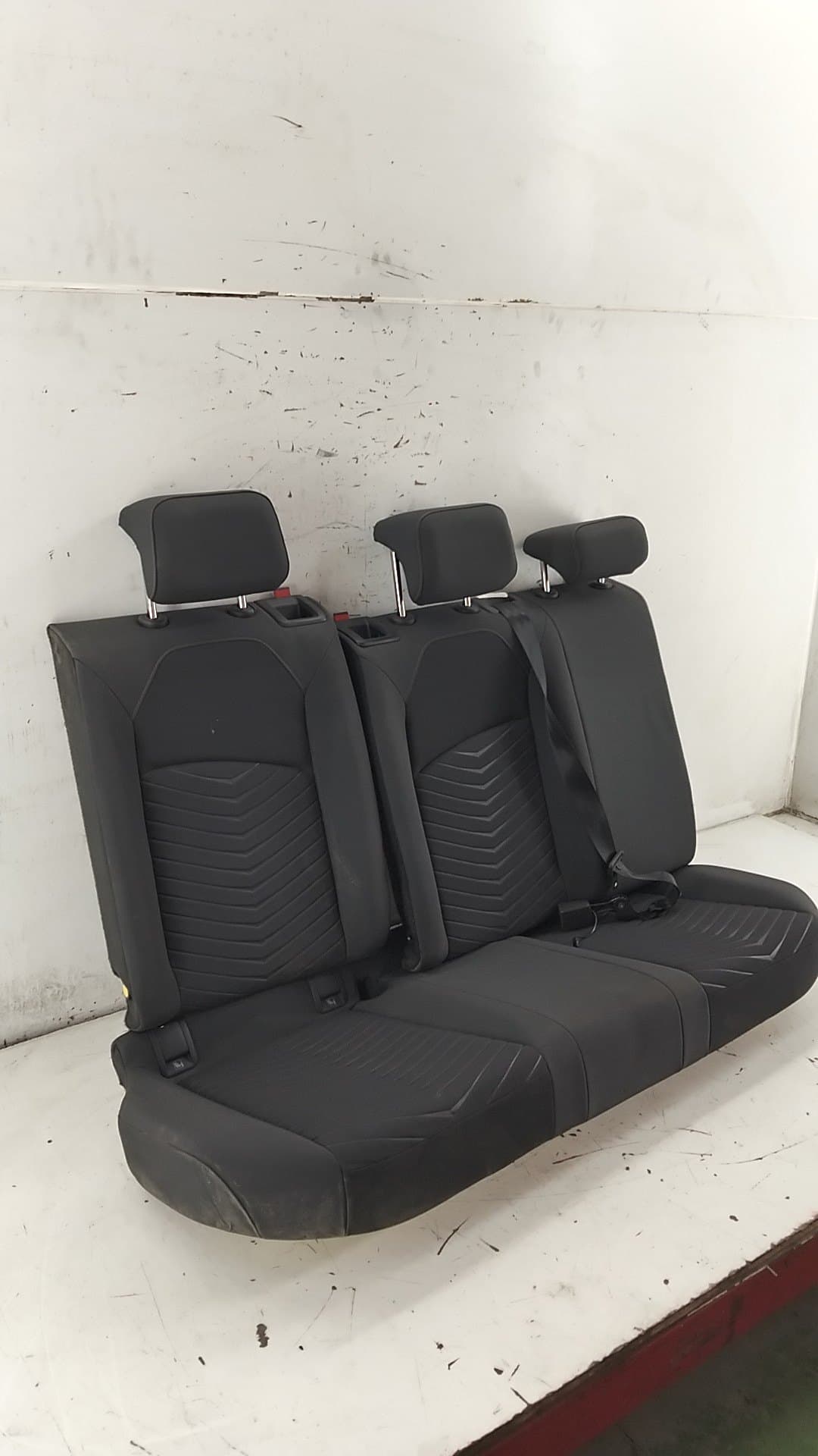 Cerradura asientos traseros CUPRA BORN (K11) 2