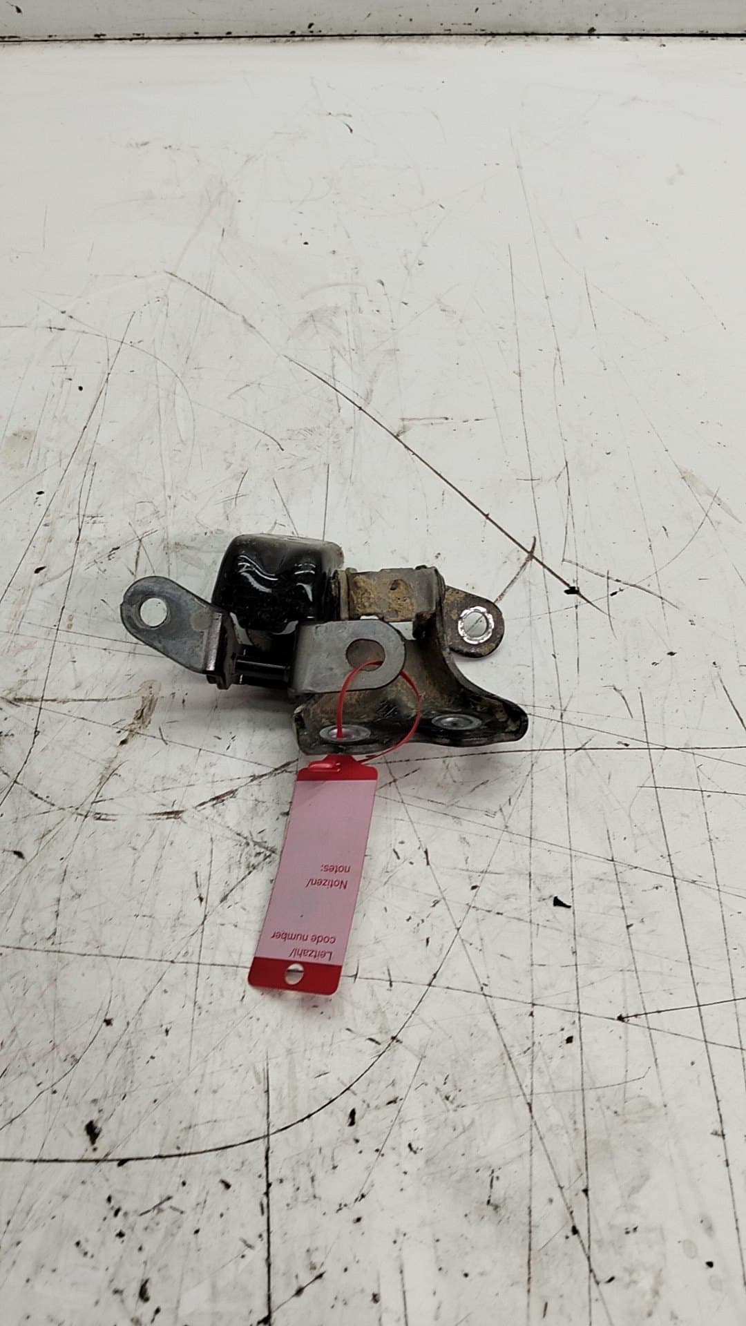 Bisagra puerta trasera derecha HYUNDAI I20 2