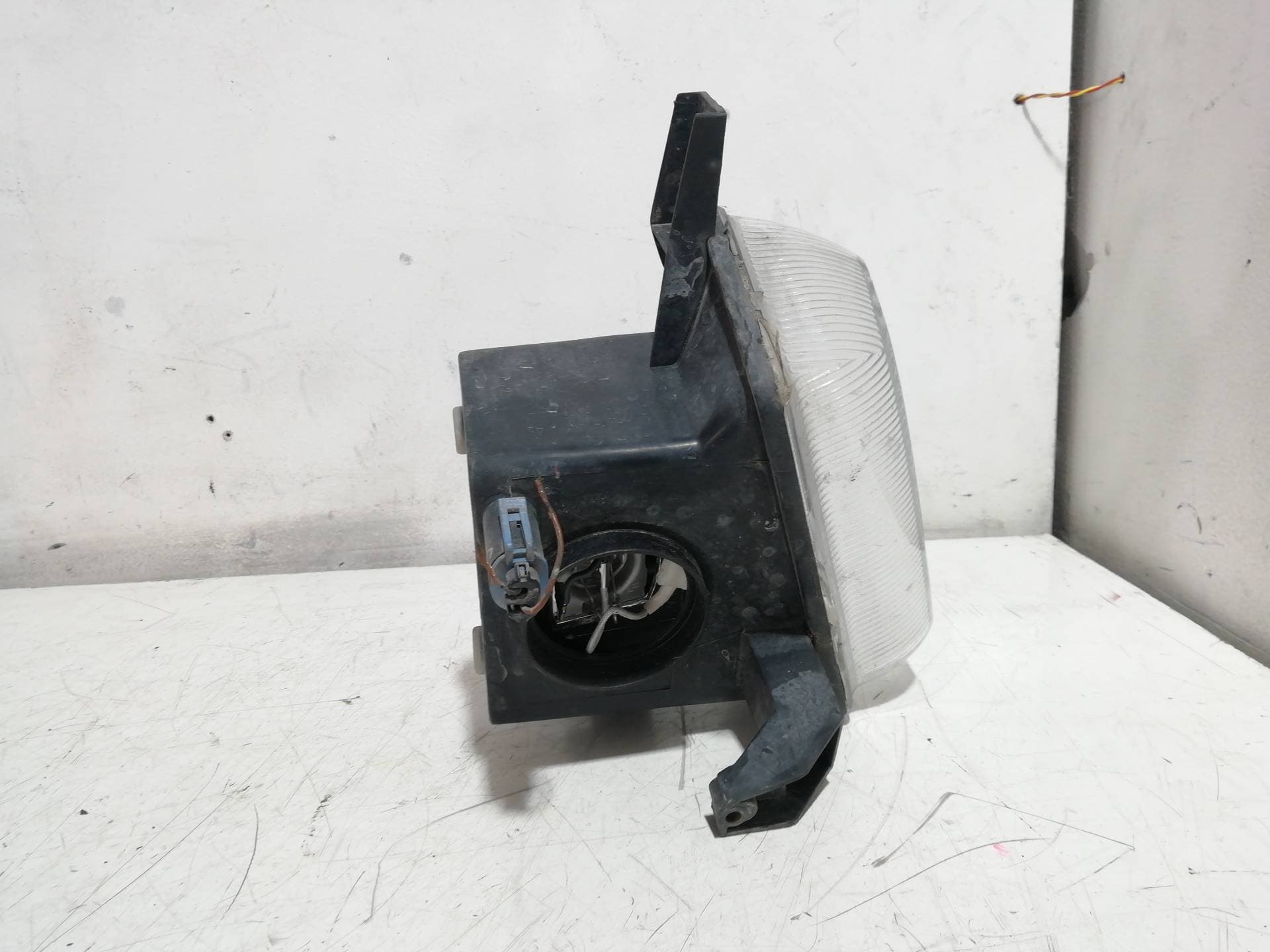 Faro antiniebla derecho OPEL ASTRA G BERLINA 4