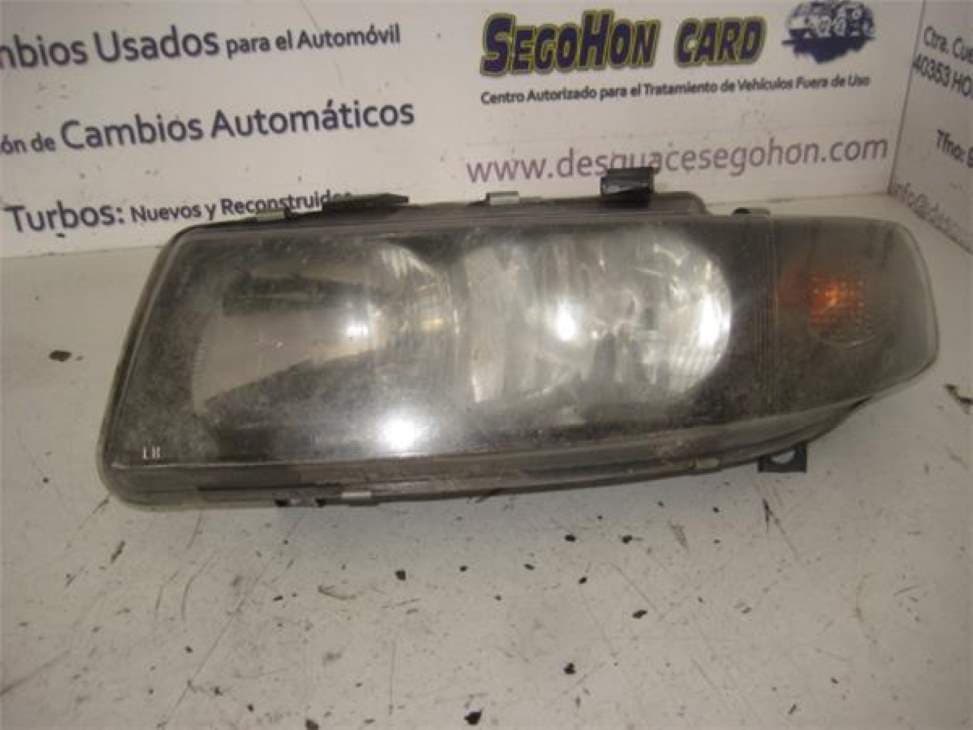 Faro izquierdo SEAT TOLEDO (1M2)