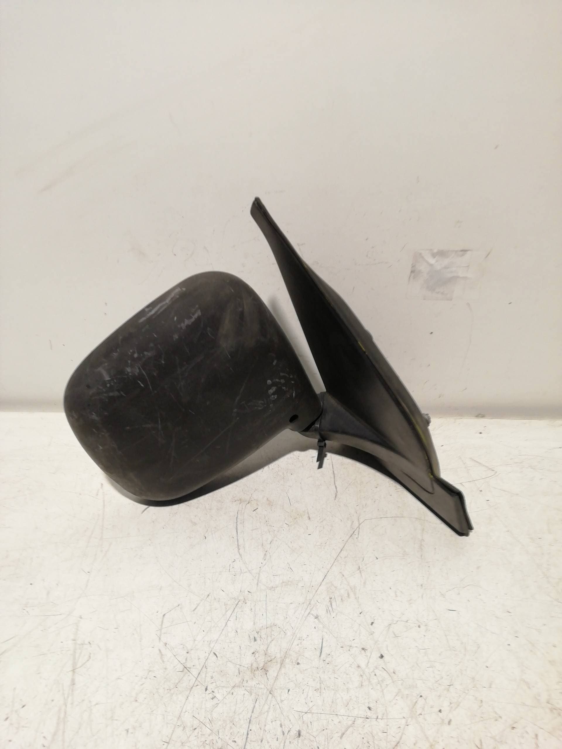 Retrovisor derecho NISSAN VANETTE CARGO (HC23) 2