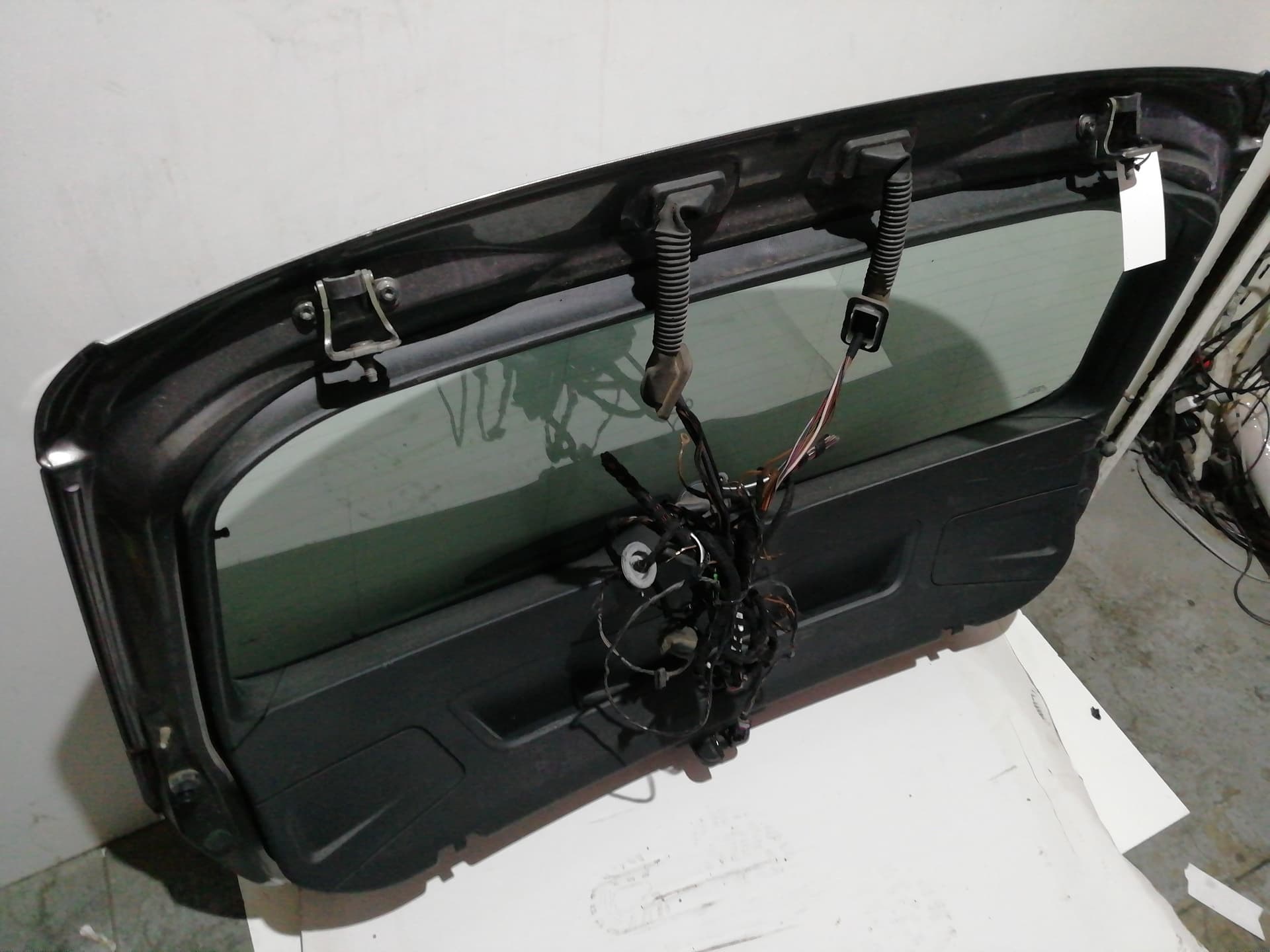 Porton trasero SEAT LEON (5F1) 3