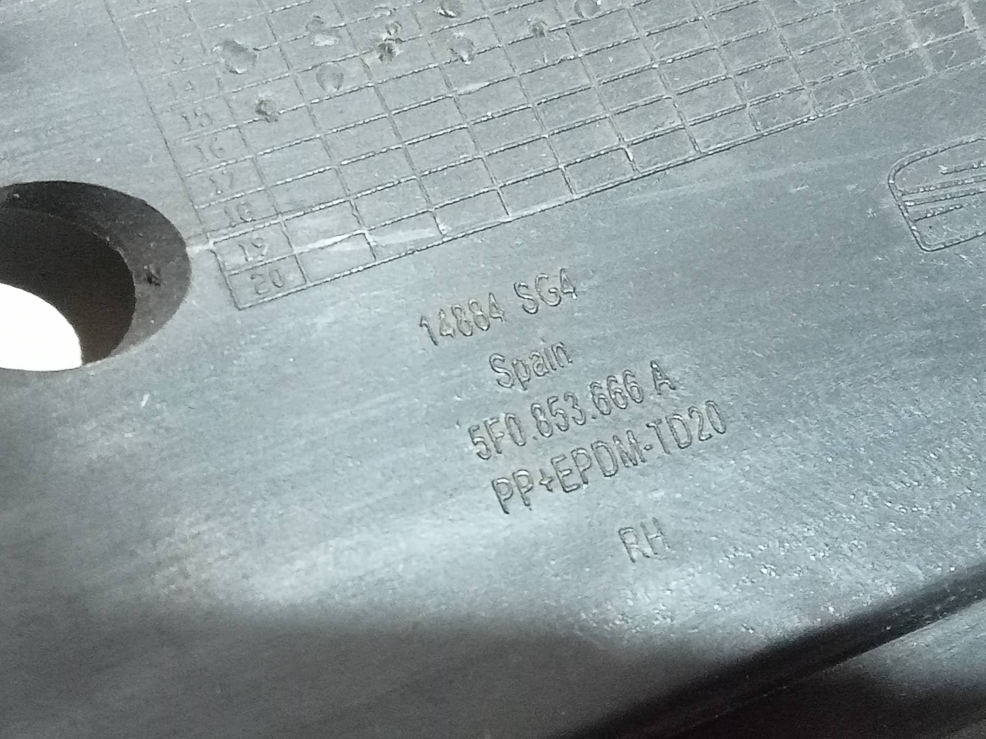 Recambio SEAT LEON (5F1) ref. 5F0853666A 5