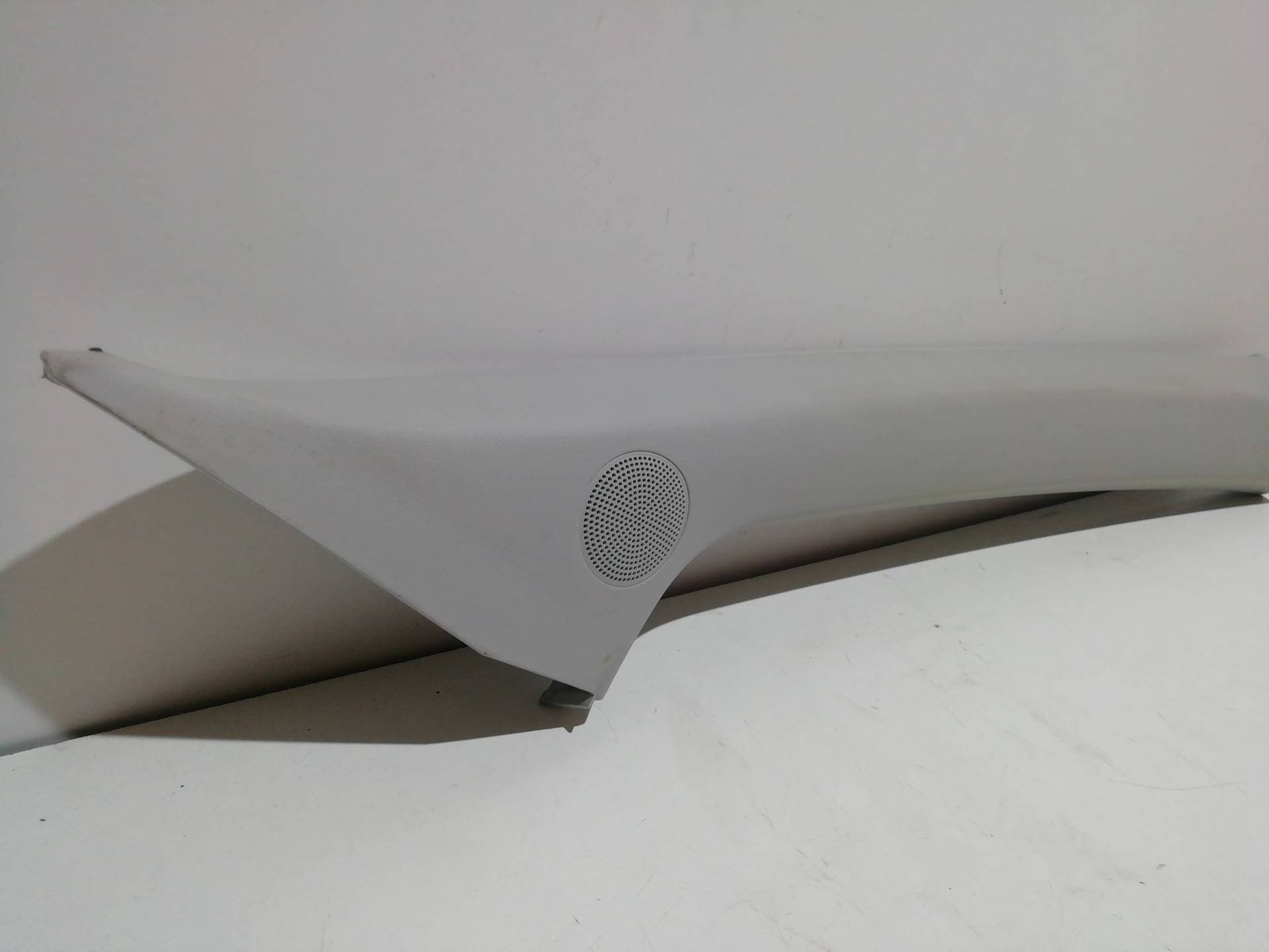 Guarnecido puerta delantera derecha SEAT LEON (5F1) 5