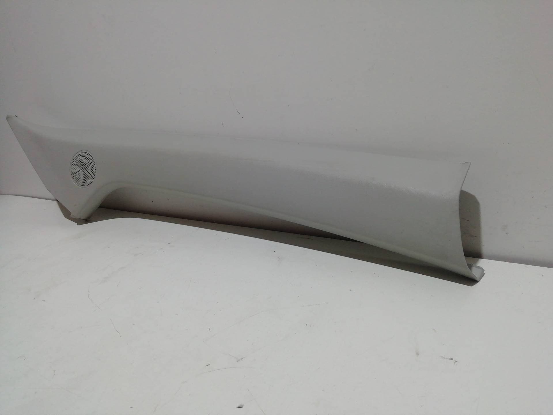Guarnecido puerta delantera derecha SEAT LEON (5F1) 4