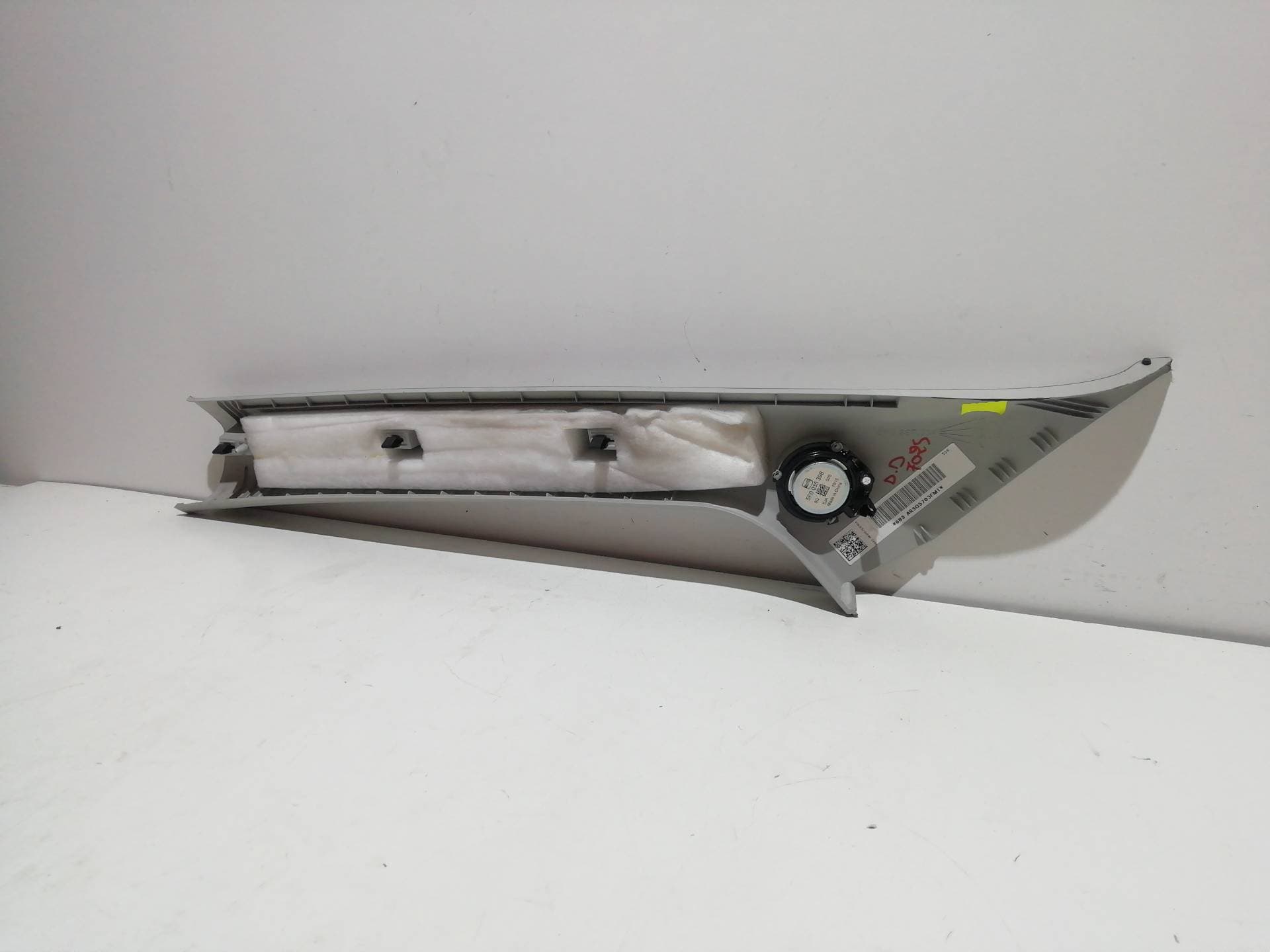 Guarnecido puerta delantera derecha SEAT LEON (5F1) 2