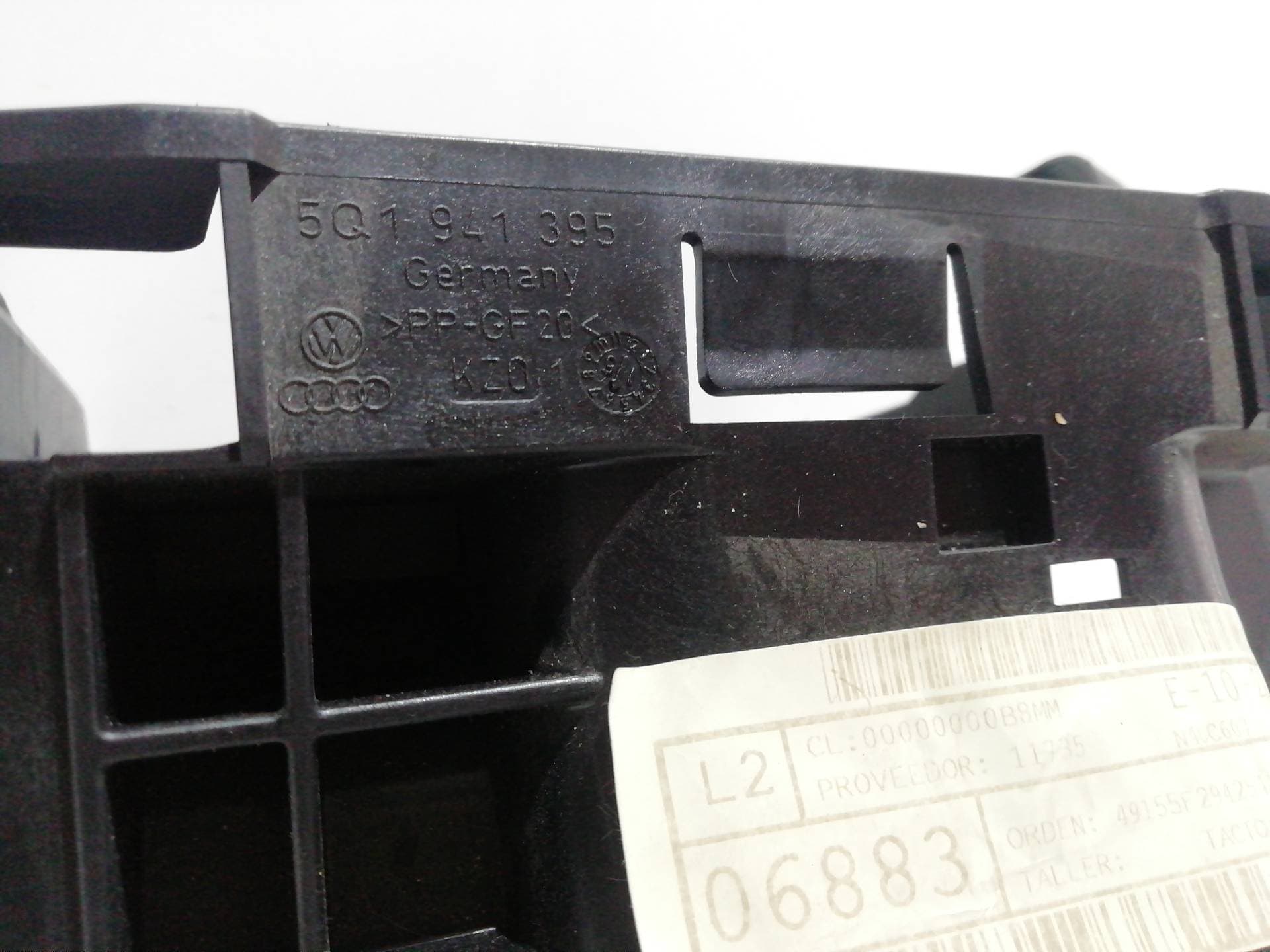 Plastico SEAT LEON (5F1) 5